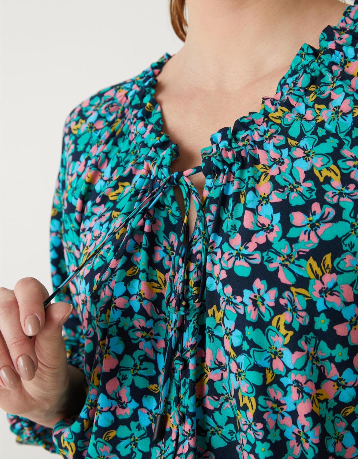 image_bdca75b6-f9d2-4372-a816-fe5847ff74ba