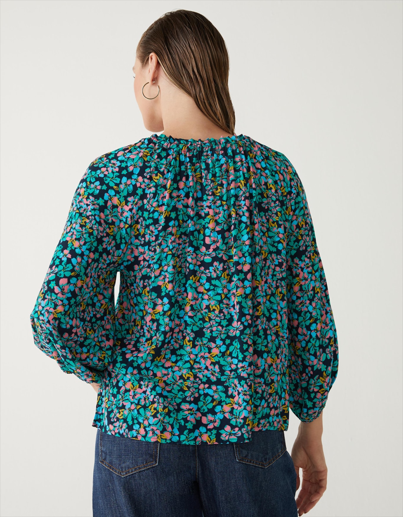 image_f74537ad-939e-46c7-8b63-3d58a563e156