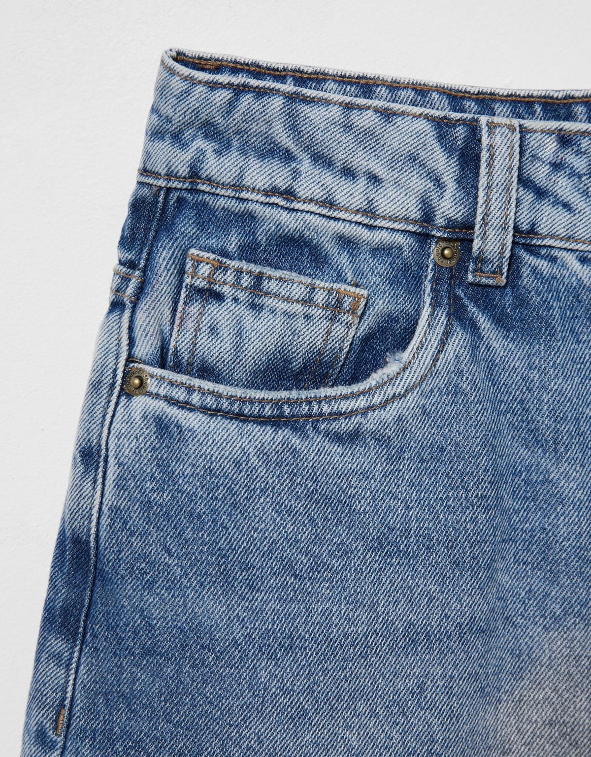 image_ce30239d-bb28-46ef-a038-d11af083d572