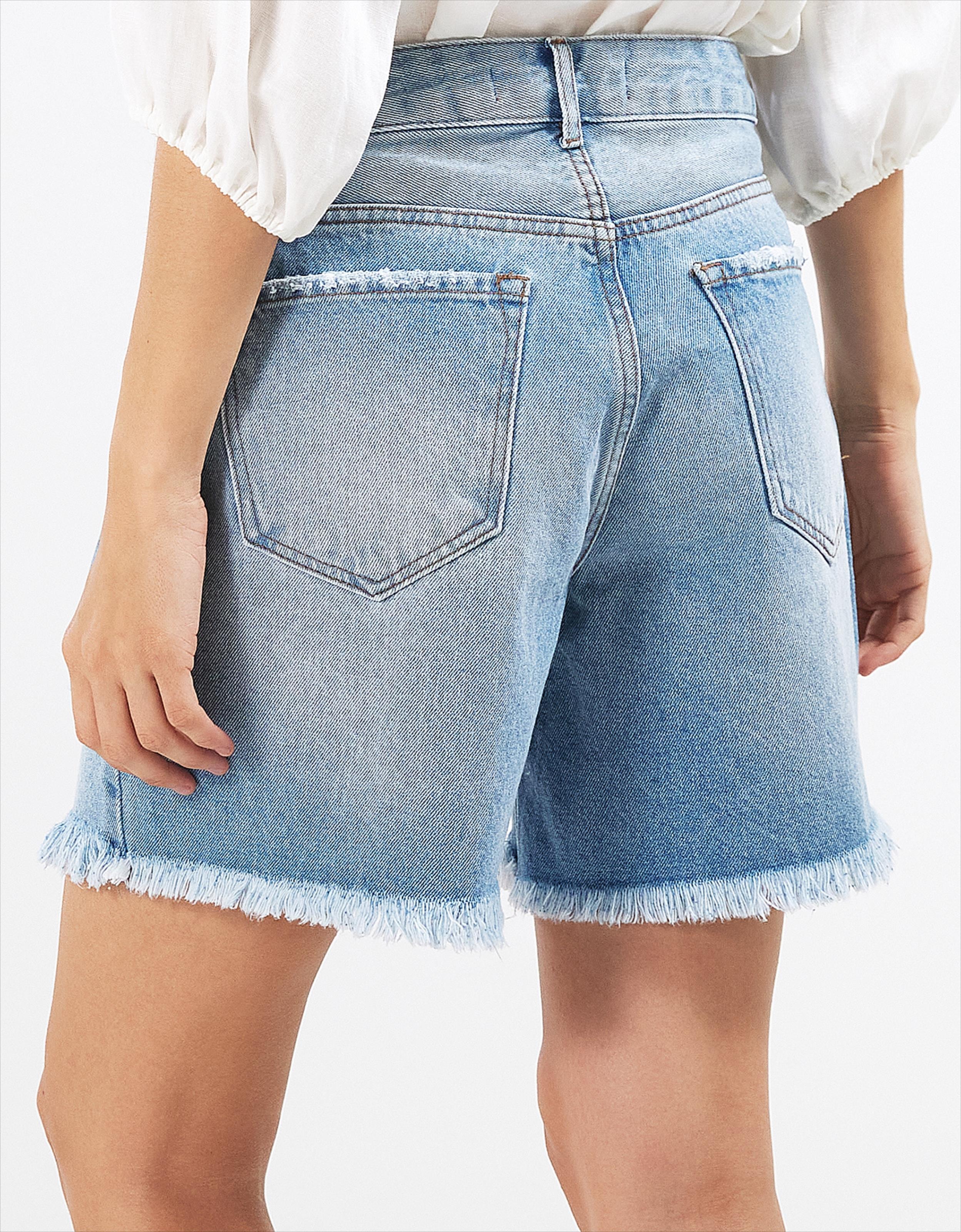 image_70b010ae-e6a8-4383-8108-3cf8e181721b