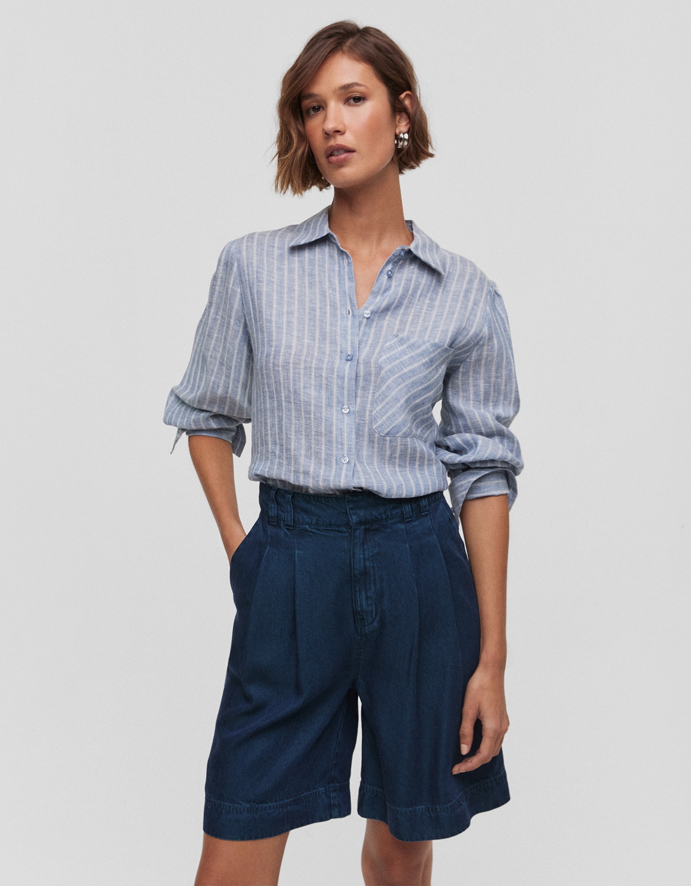 Bermuda Pregas Liocel Jeans