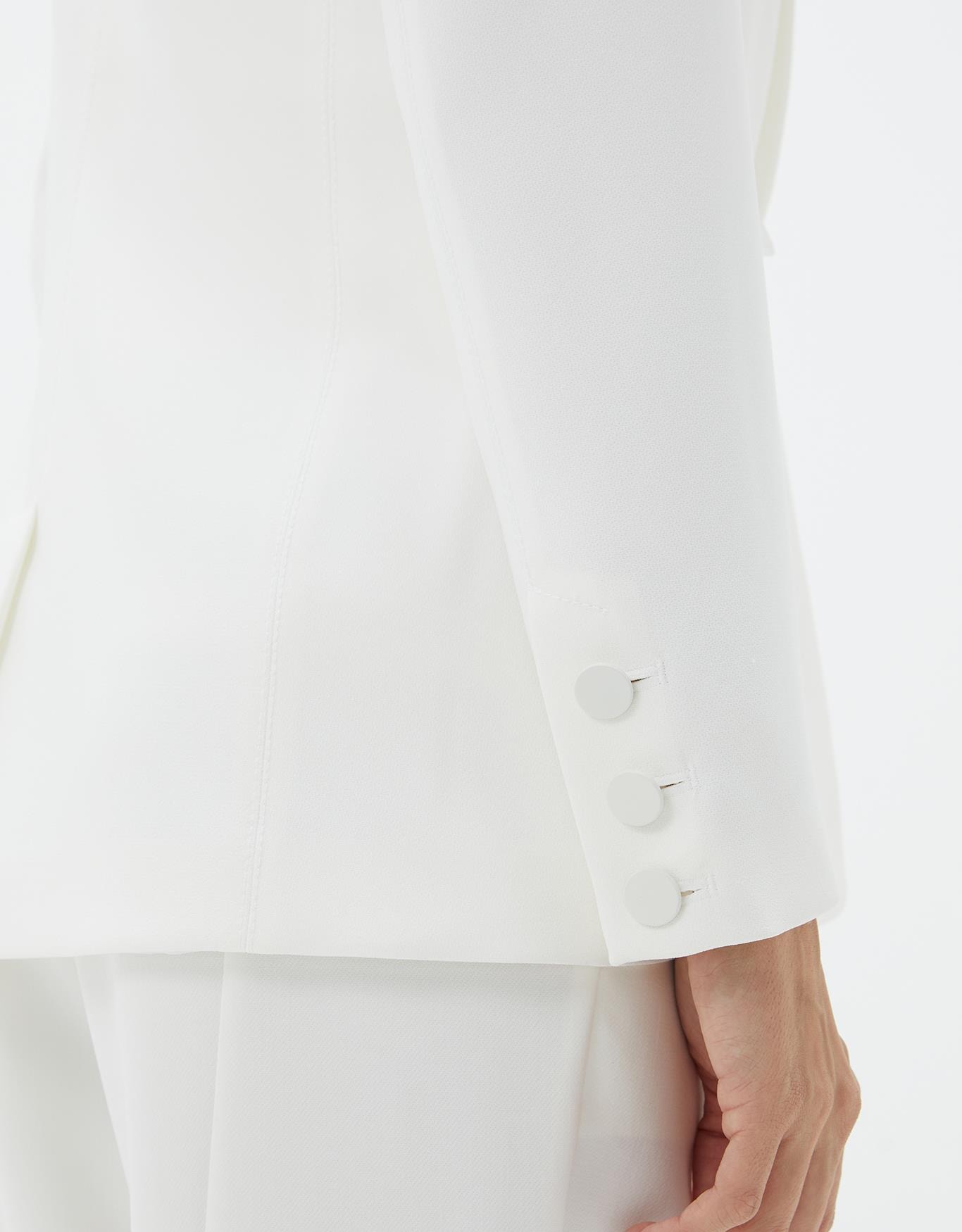 image_9b3bf34e-ea8b-4ad3-b7af-dd8bf041c643