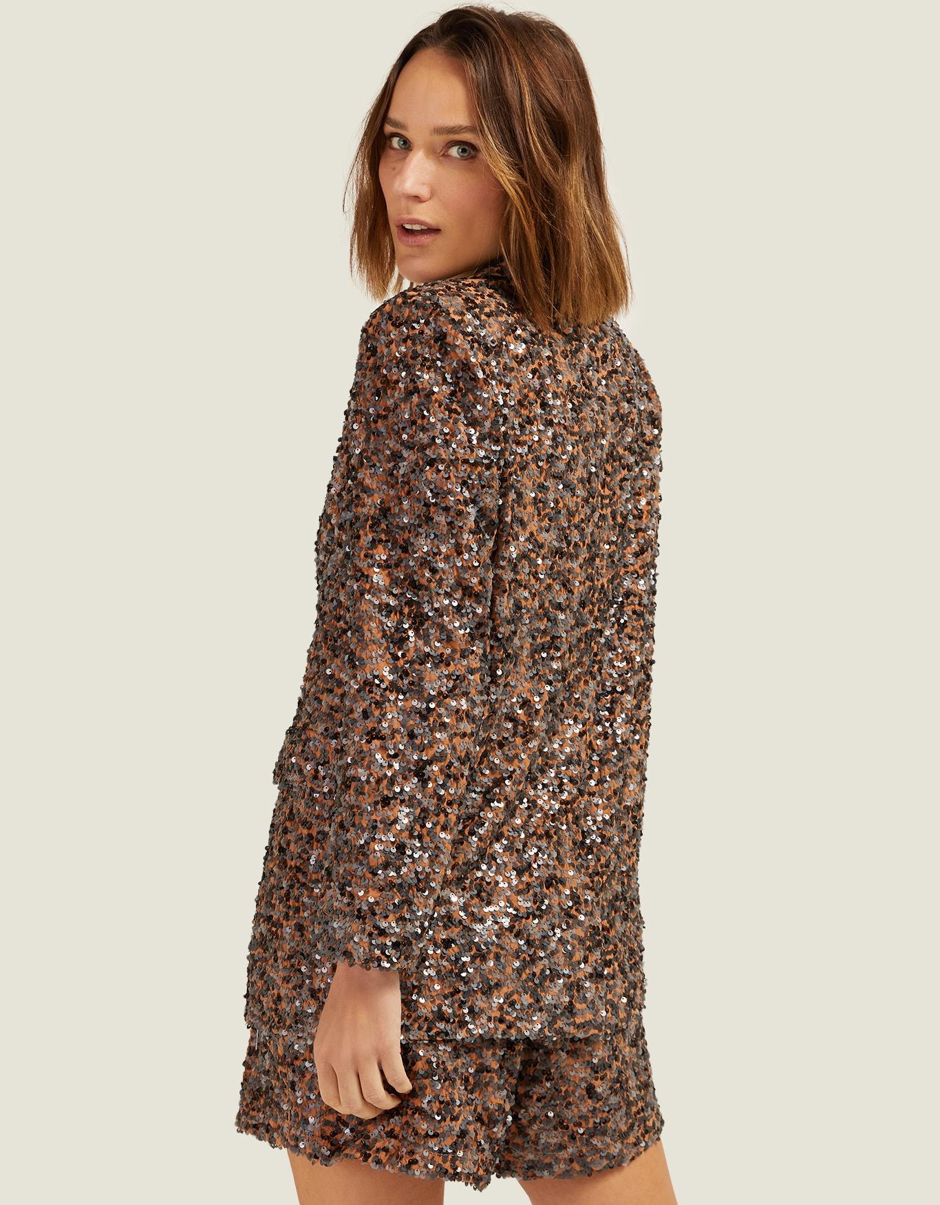 image_3bfdf08f-69e0-418d-baf4-db136d3fb528