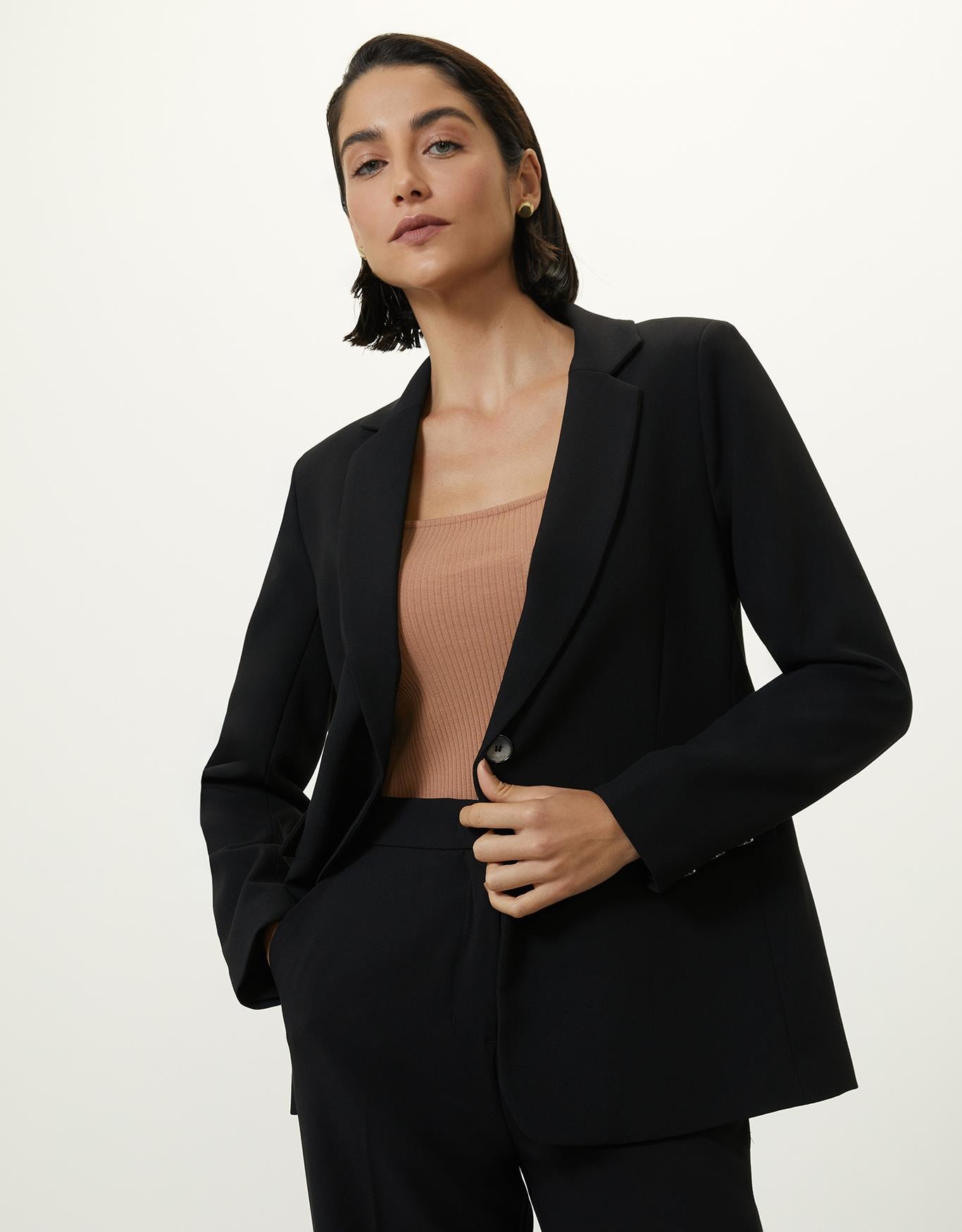 image_6b011fe4-64b5-4792-844d-2aafde659f8f