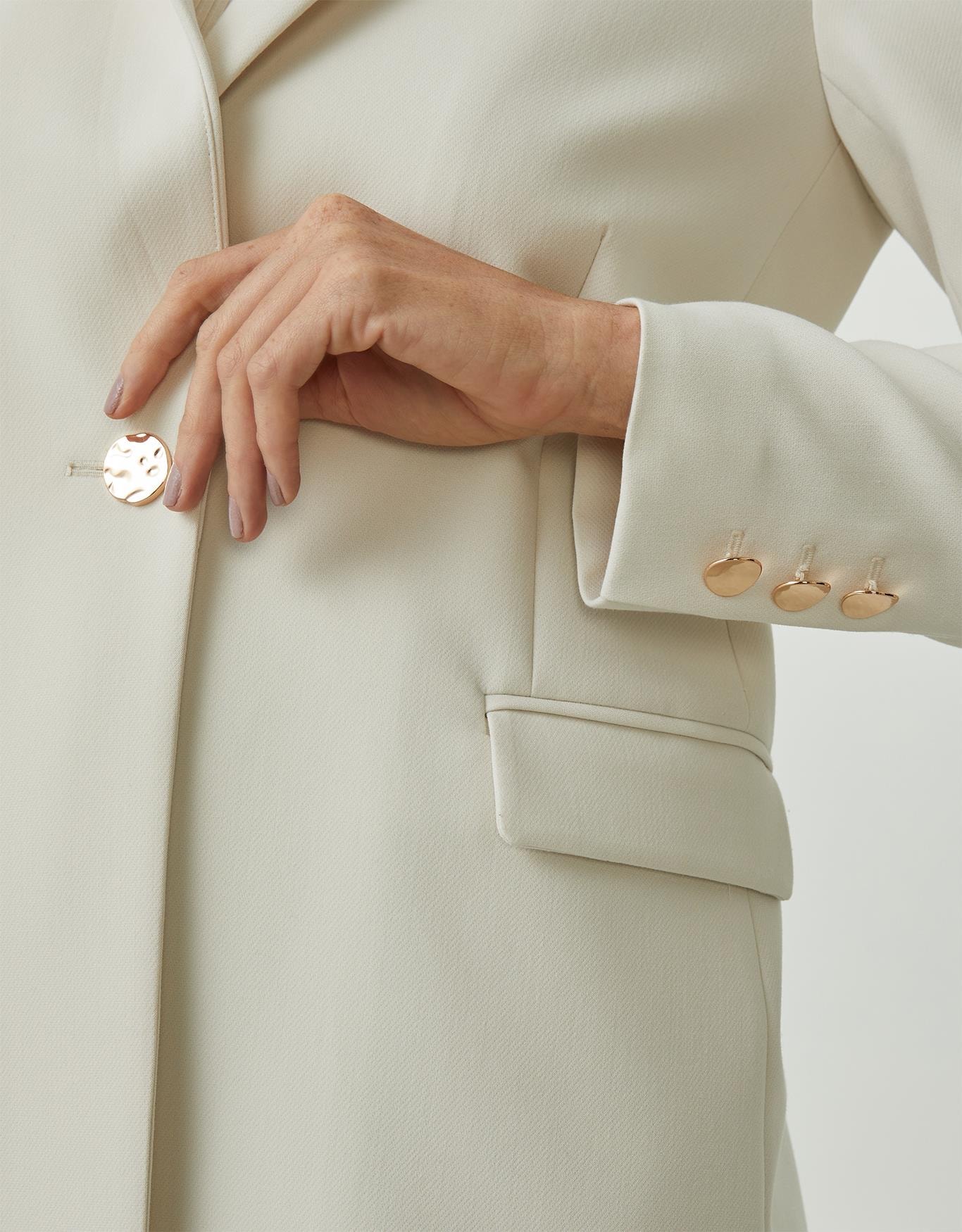 image_4d7784f3-781d-4f49-bf18-9c23e5e2f440