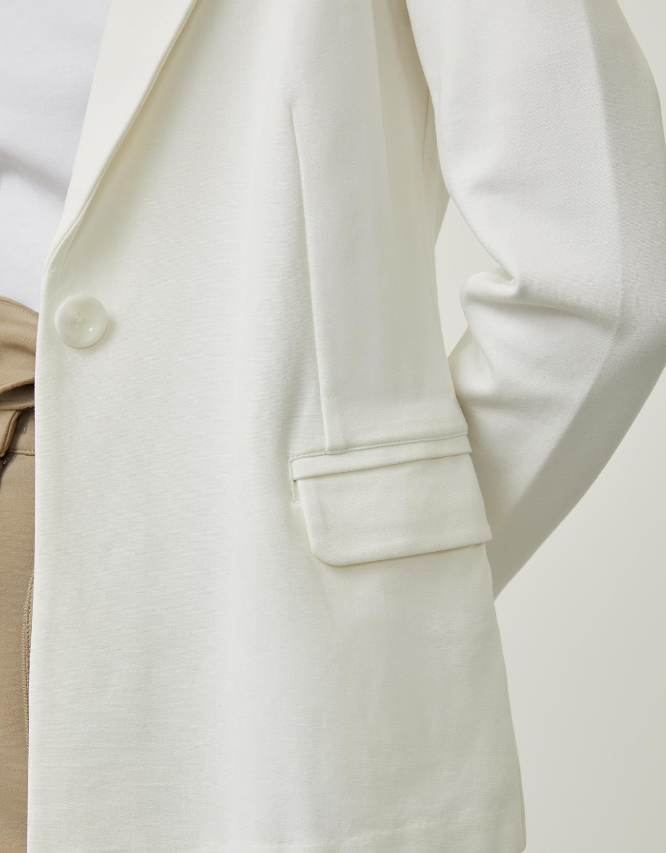 image_f2da13e3-af19-4741-ad9d-0529e8e72ea2