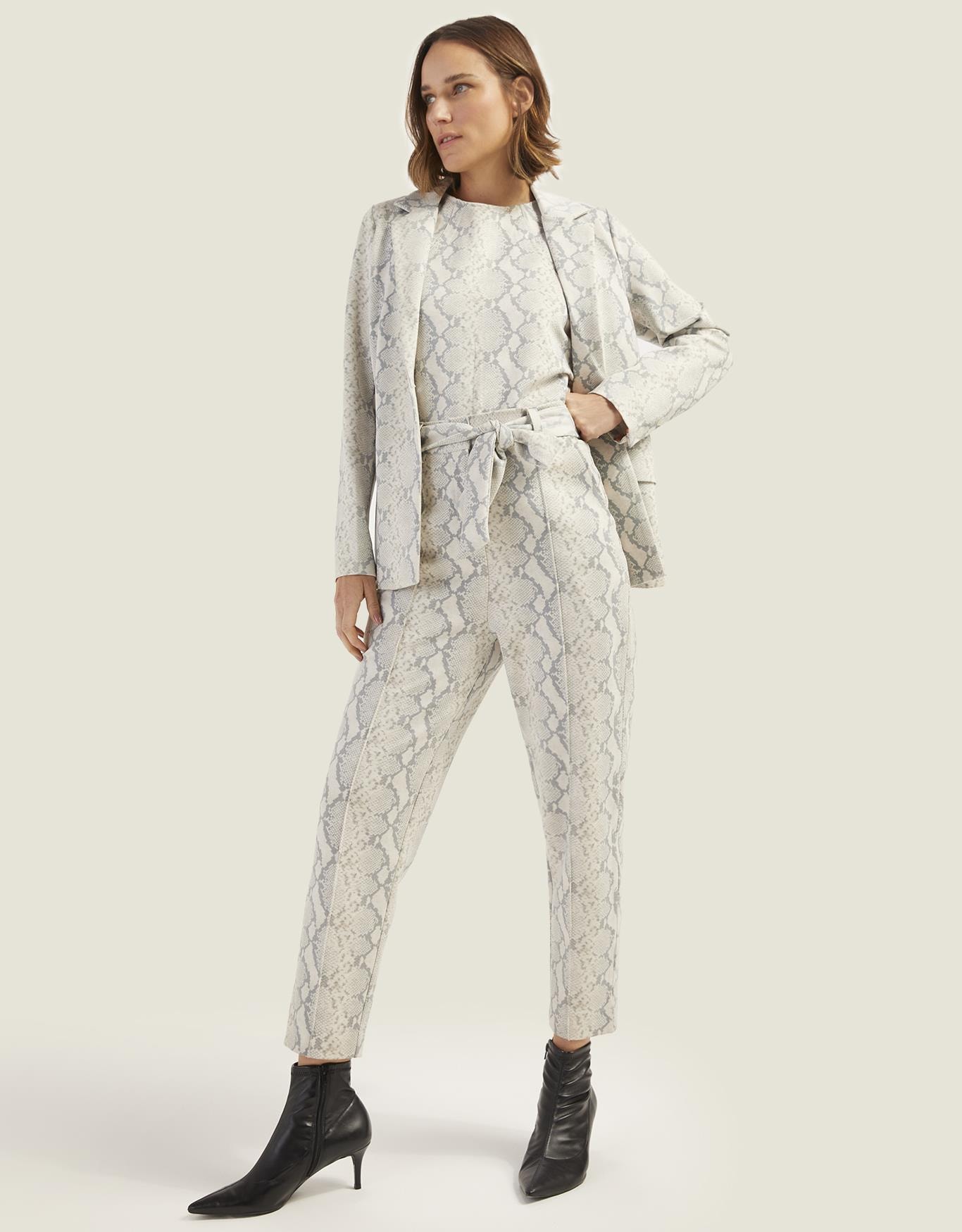 image_fcdac18f-ab44-4001-b16c-ca5a38a4b156