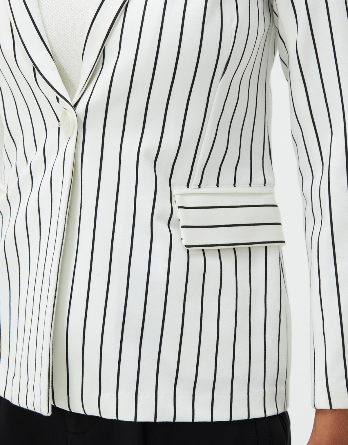 image_c5a9d75f-2dc9-4086-bf9c-84fab41f83d9