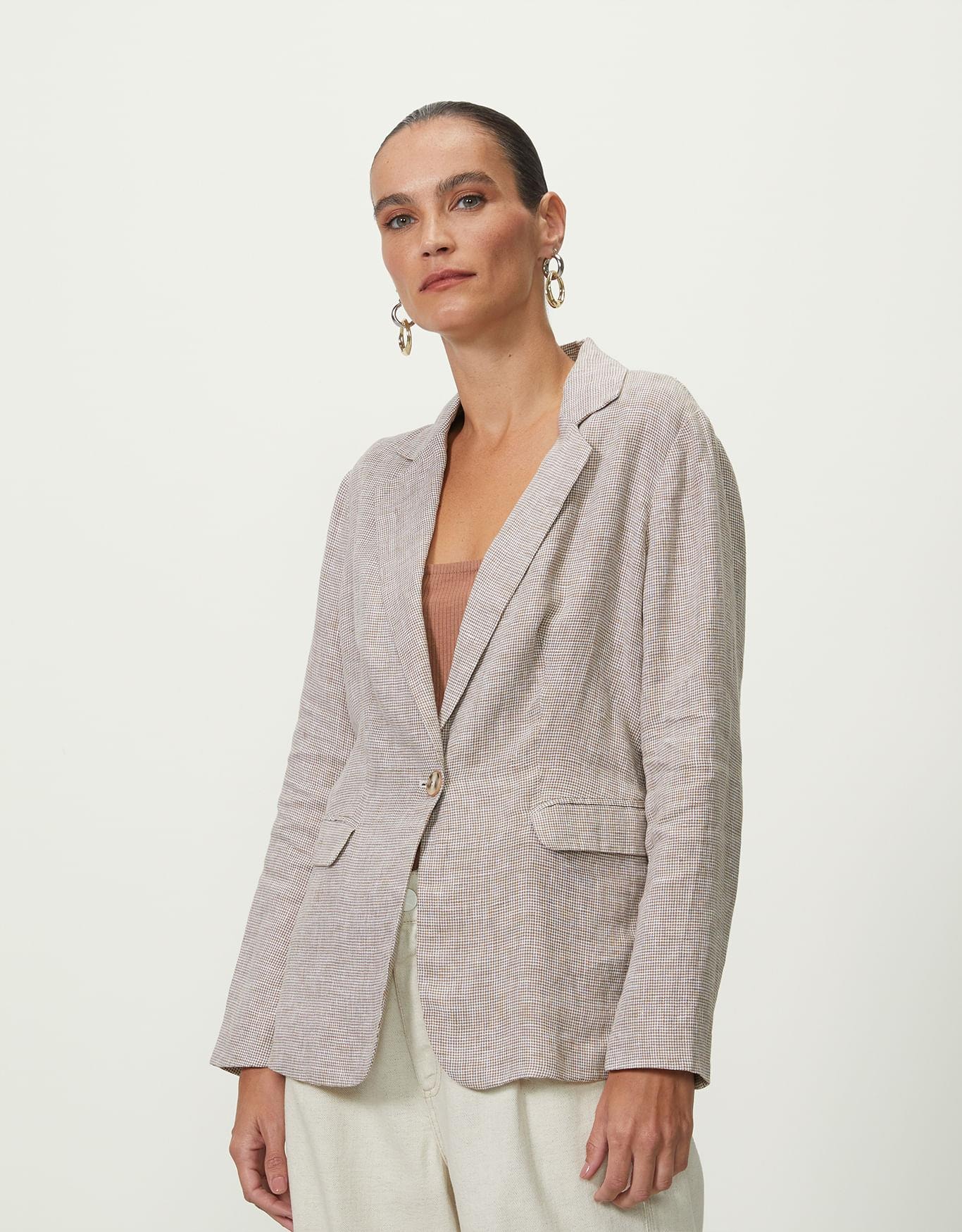 image_3a868a96-5f89-4d49-b516-2eec78d52076