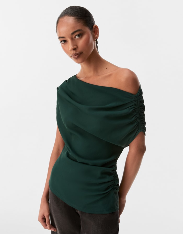 Shoulder — Blusa 360 Assimetrica Alfaiataria Leve Verde