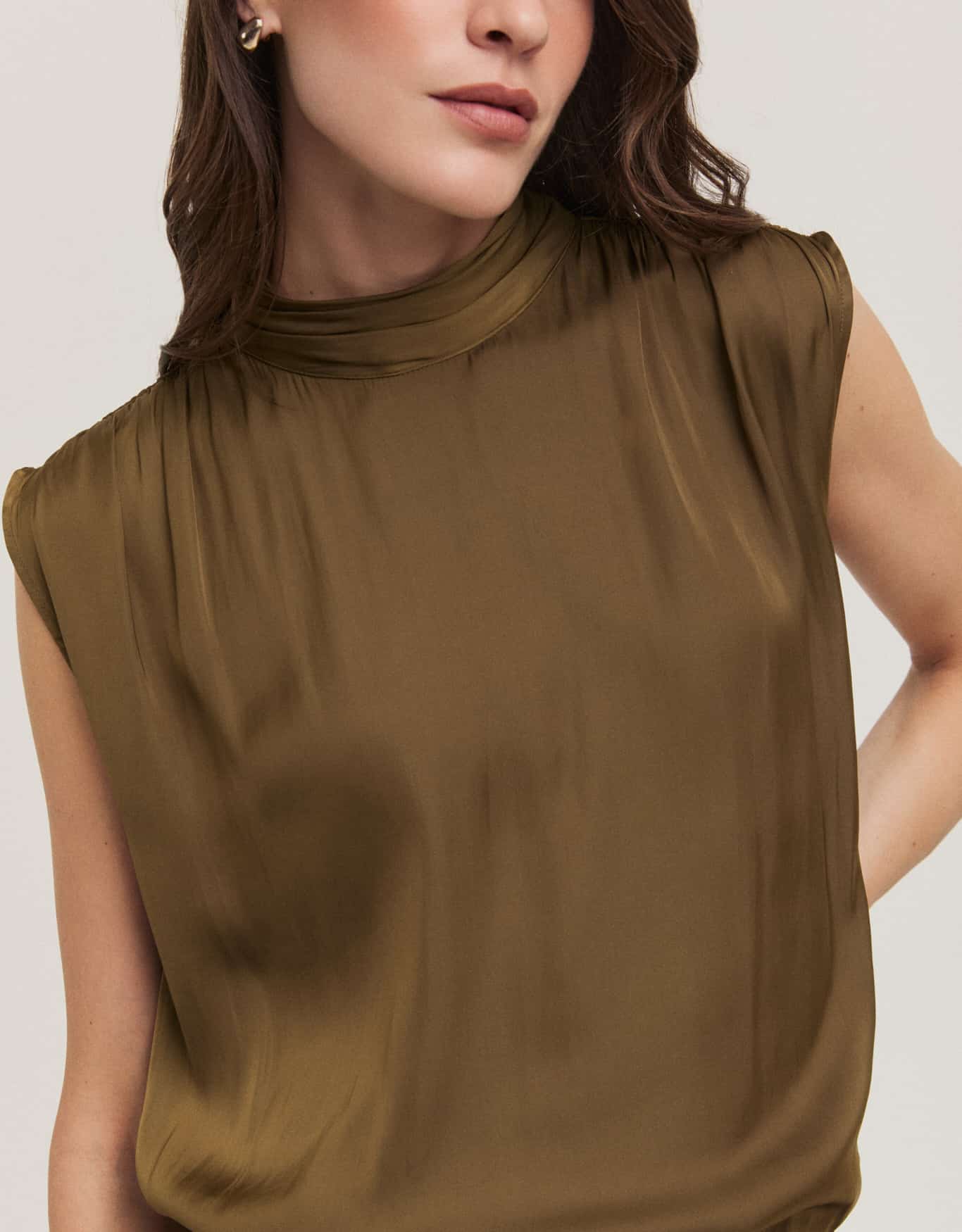 Blusa Acetinada Gola