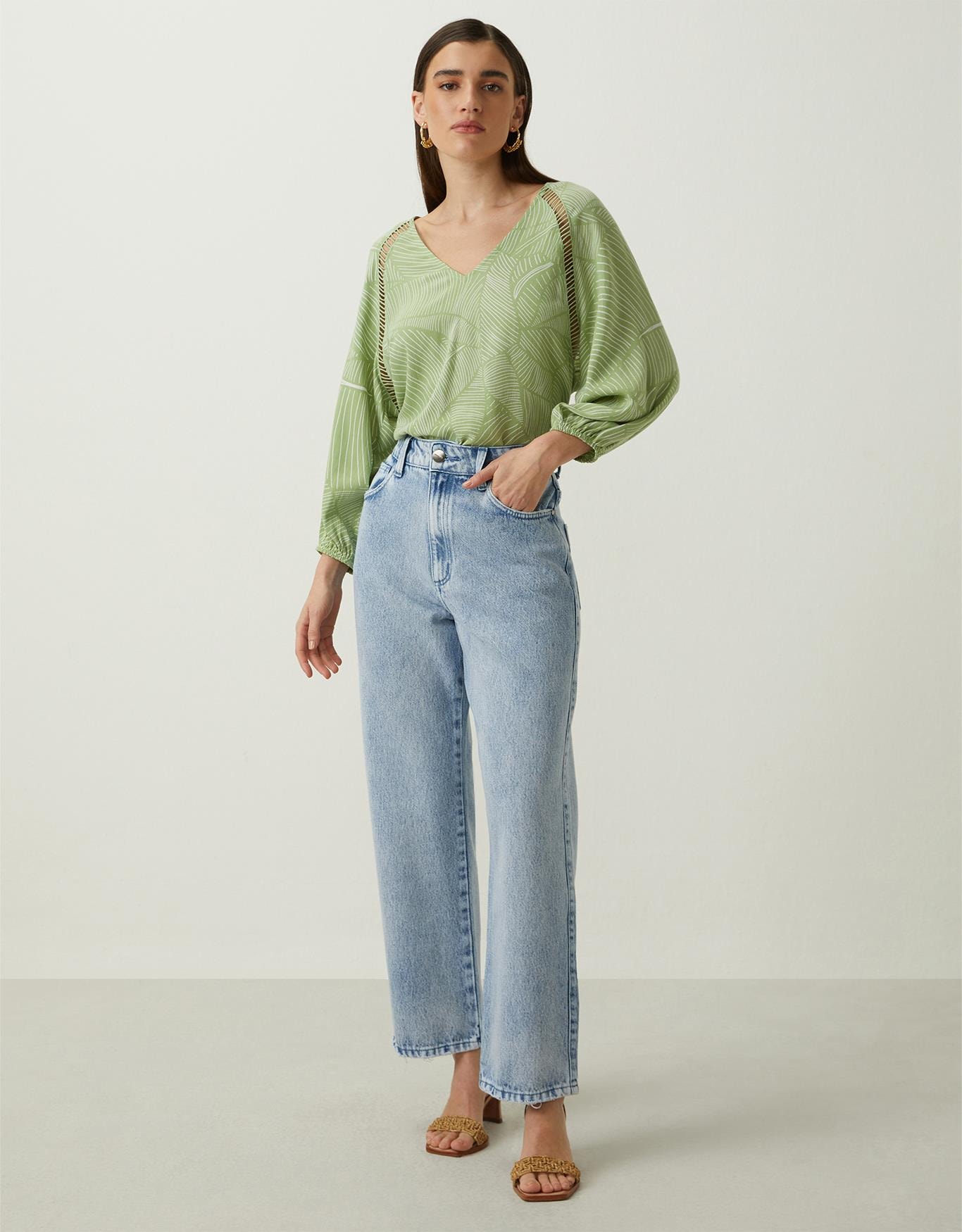 image_b37c1551-c1a0-4b18-ad0f-88f89d8a763c