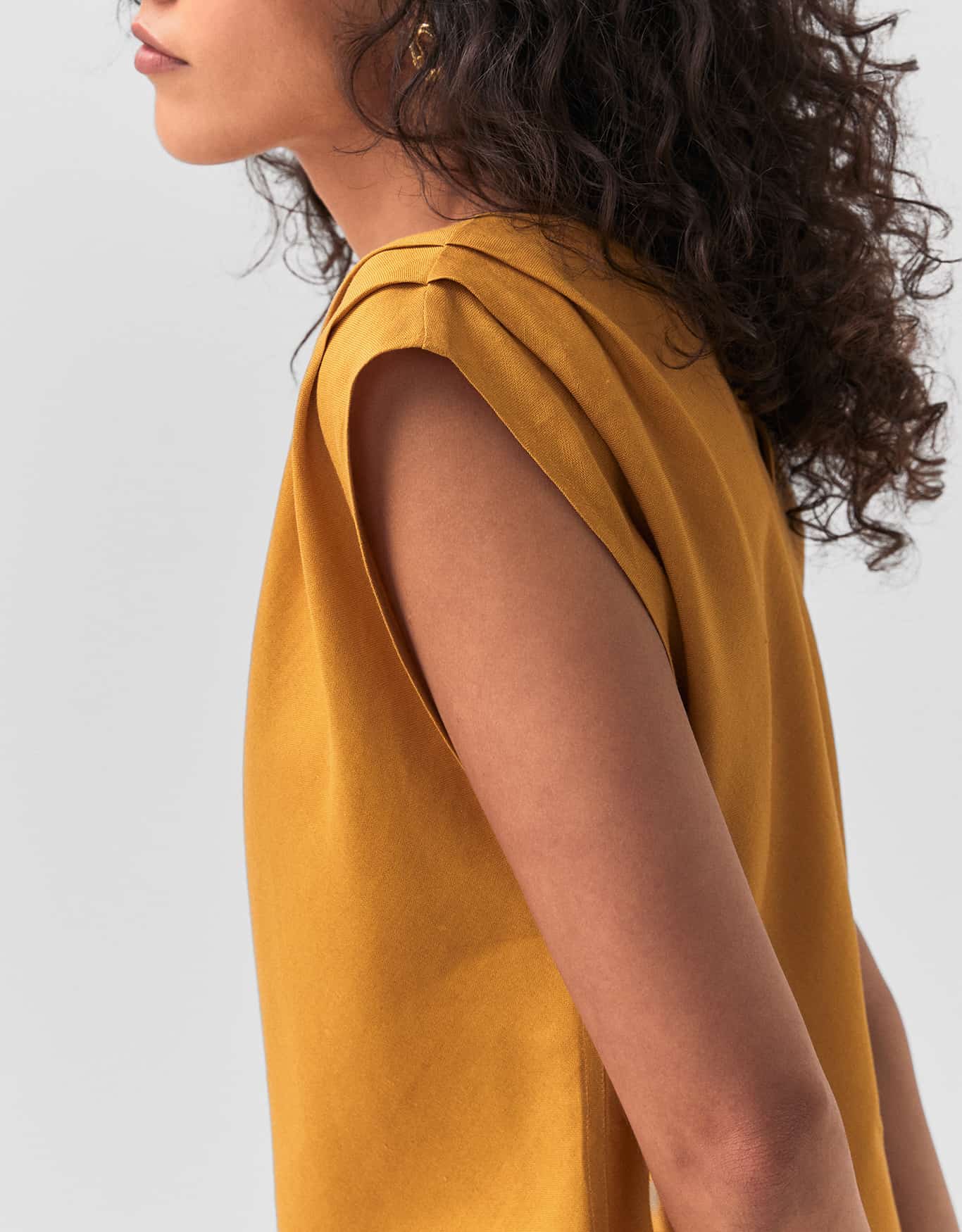 Blusa Alongada Com Pregas