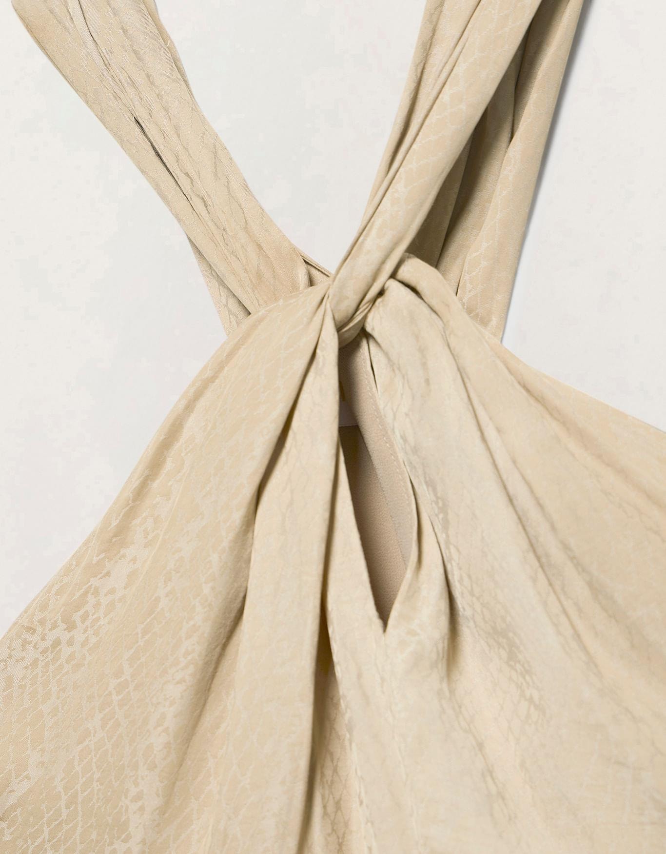 image_21b7b564-21b1-464b-b50d-b53bf7e0b24b