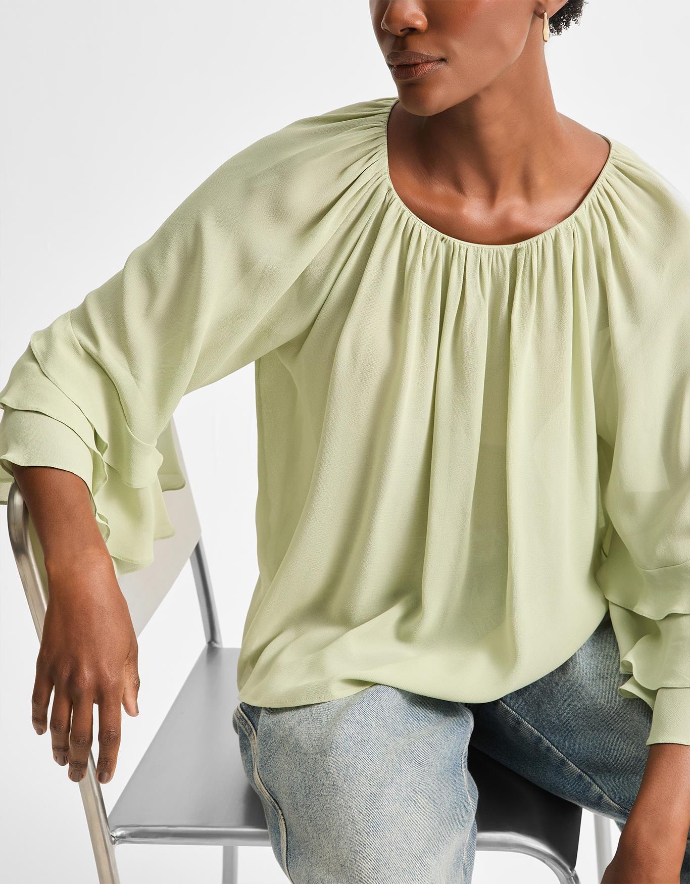 Blusa Ampla Babados