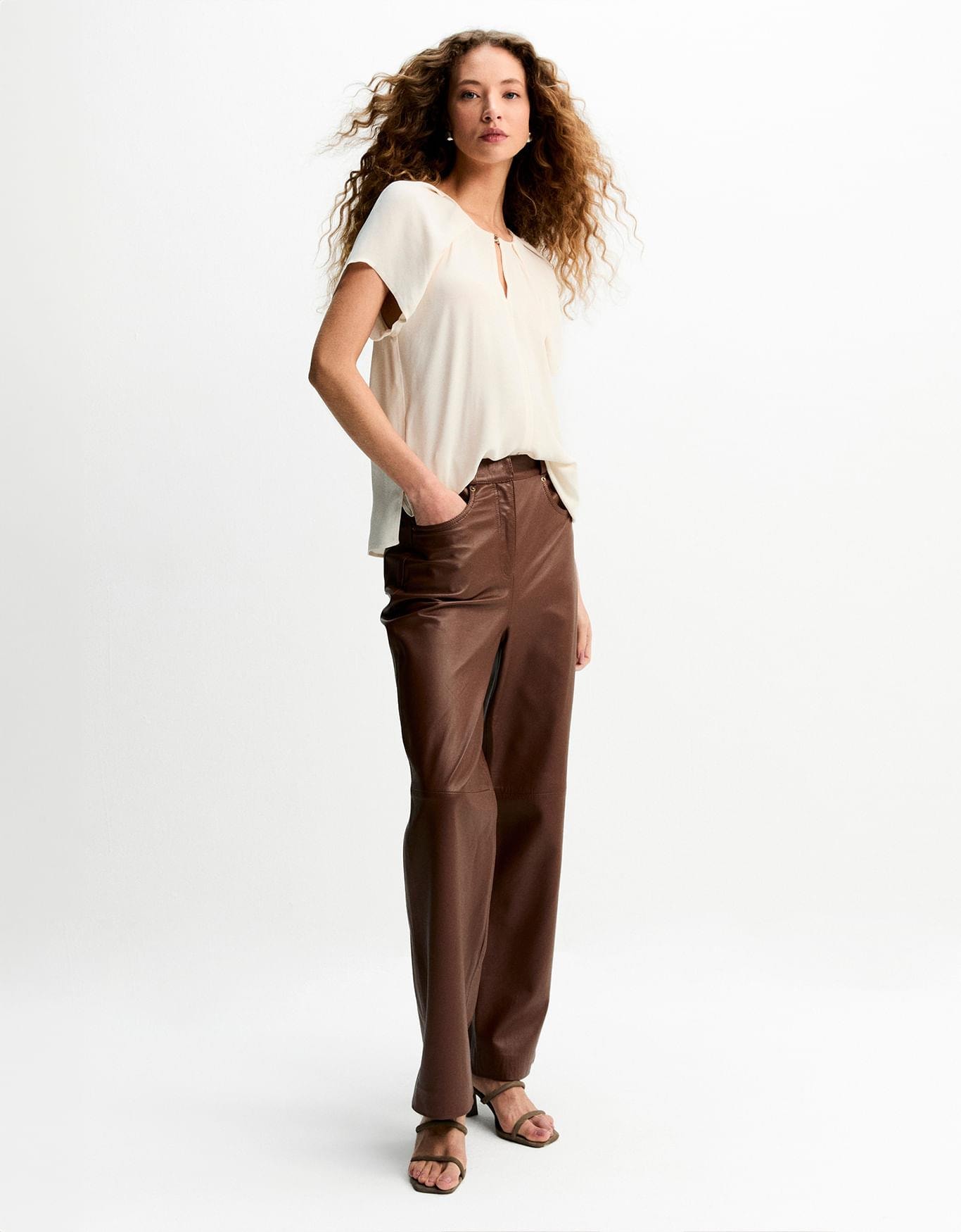 Blusa Ampla Com Prega