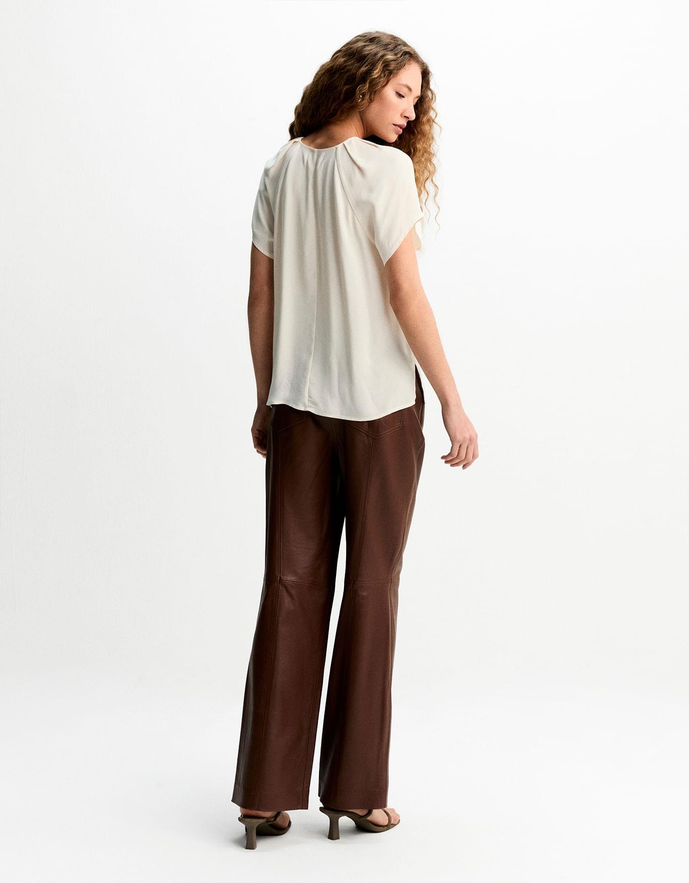 image_3441e98a-fd98-4a76-8037-1deedbd8c551