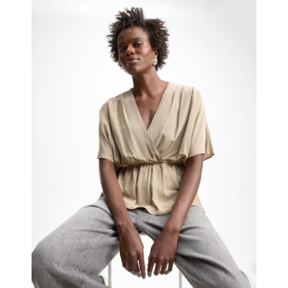 Blusa Ampla Com Pregas