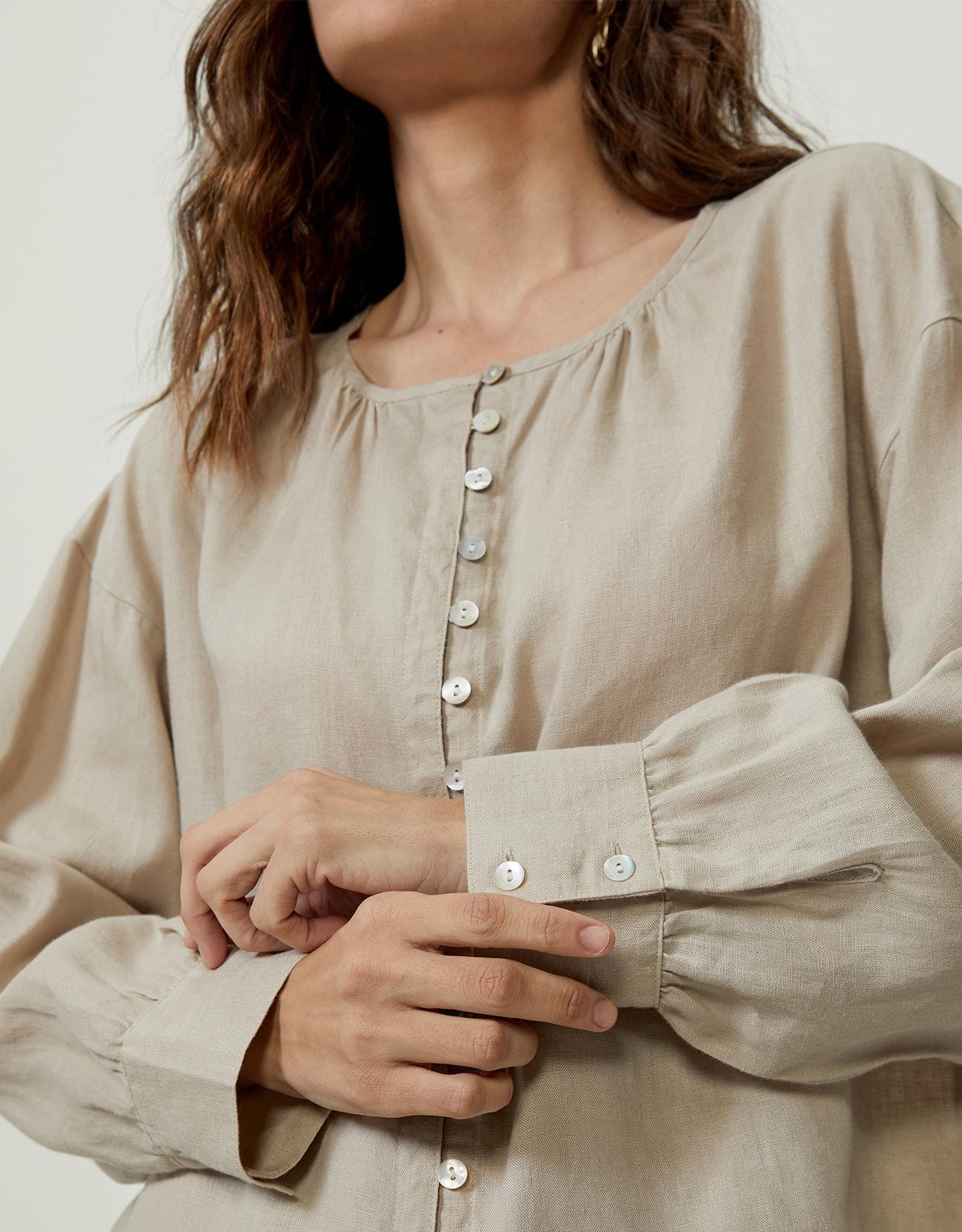 Blusa Ampla Decote Botões