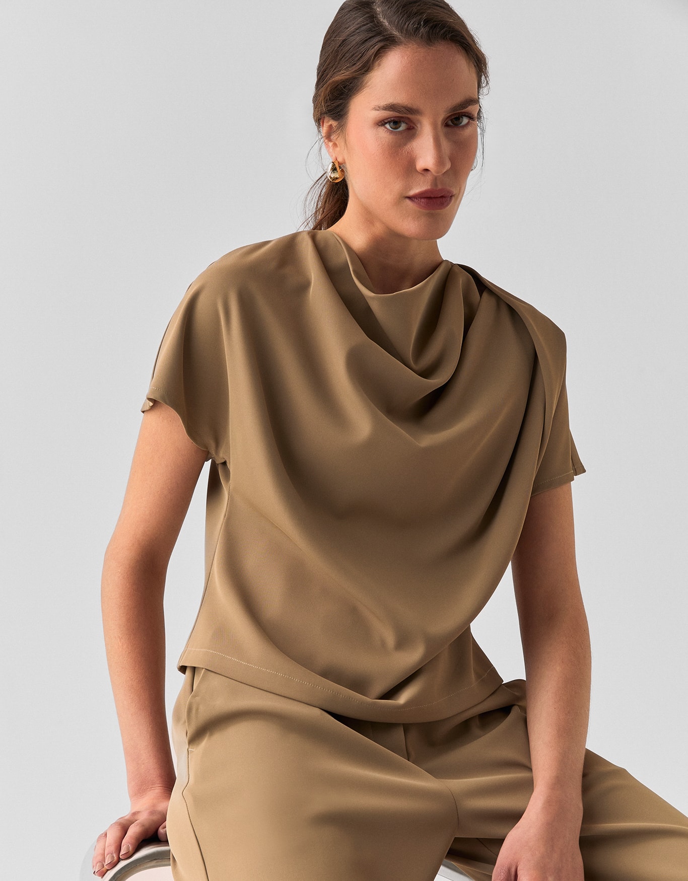 Blusa Ampla Decote Degage