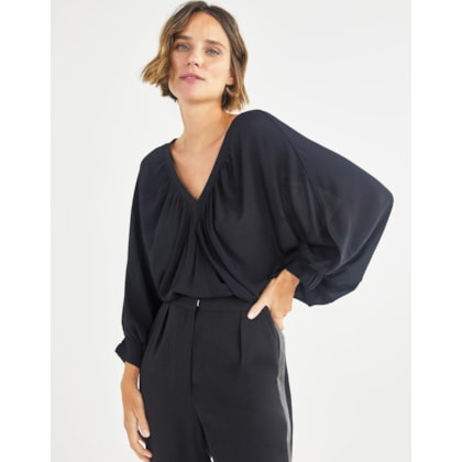 Blusa Ampla Decote v