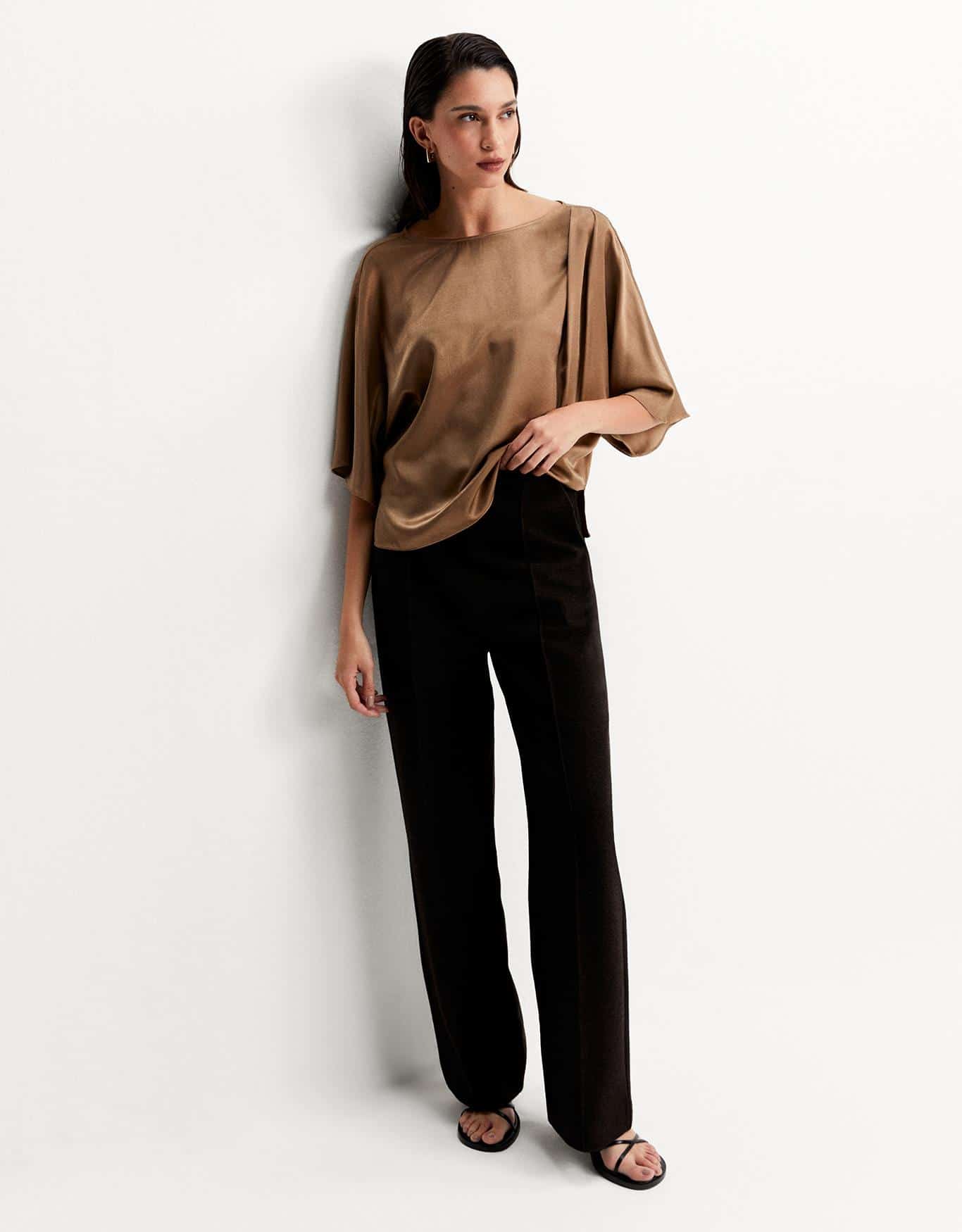 Blusa Ampla Pregas Ombro