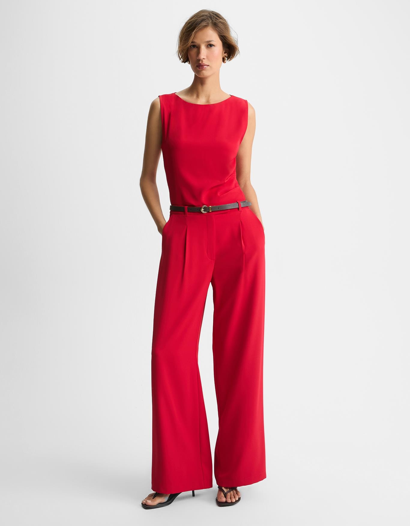 Blusa Assimétrica Acinturada