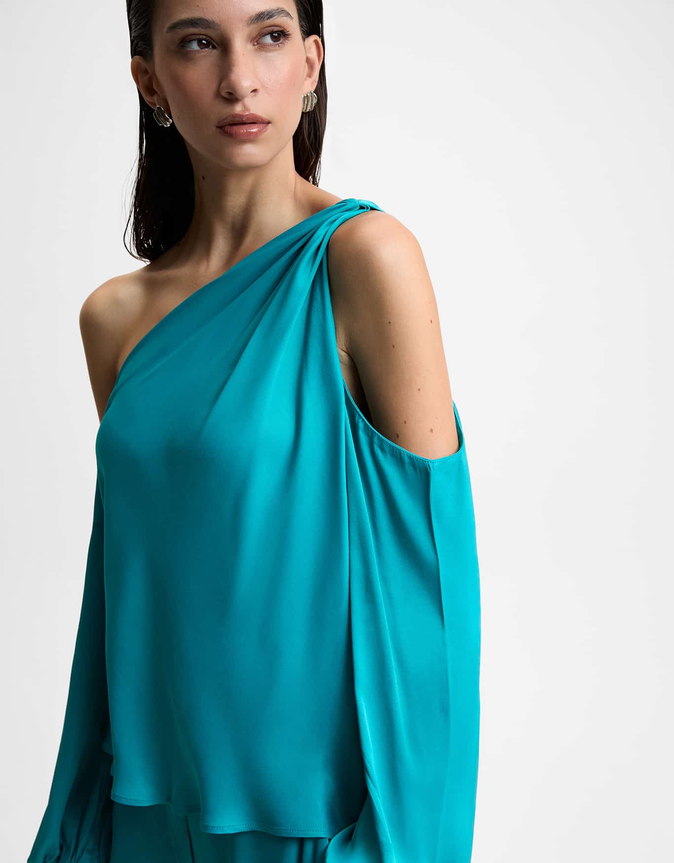 Blusa Assimétrica Manga Longa