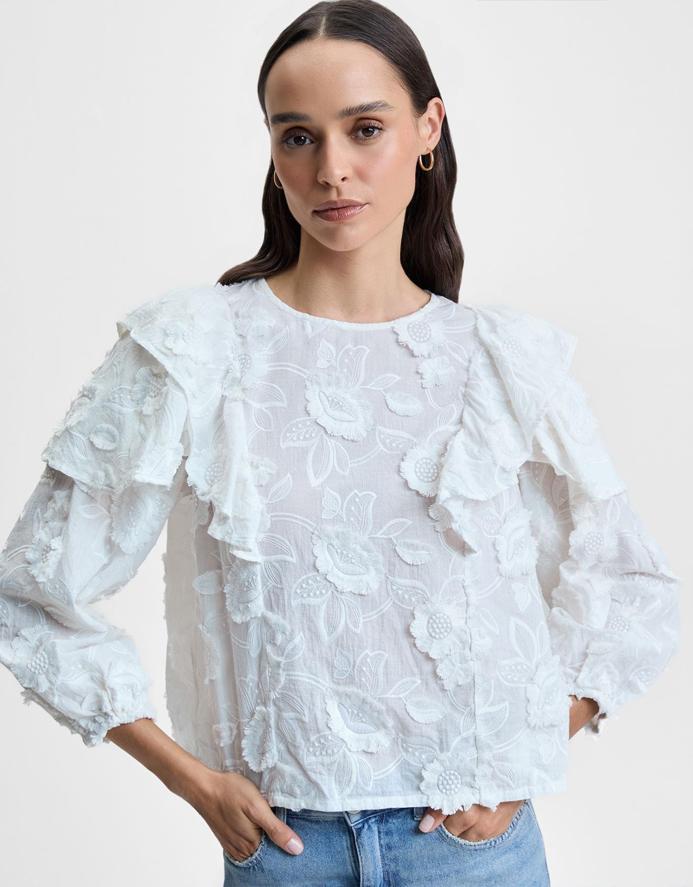 Blusa Babado Bordado 3d