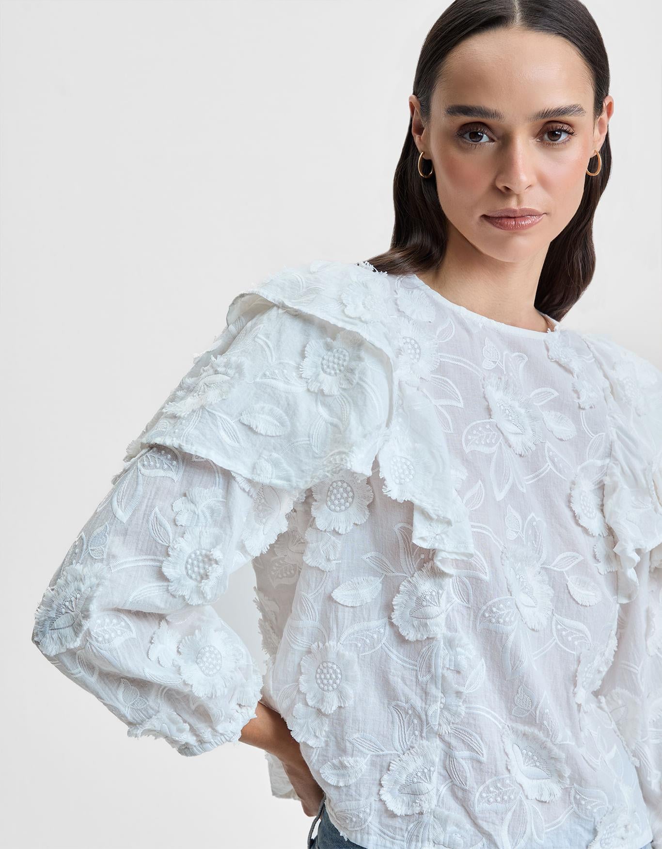 Blusa Babado Bordado 3d