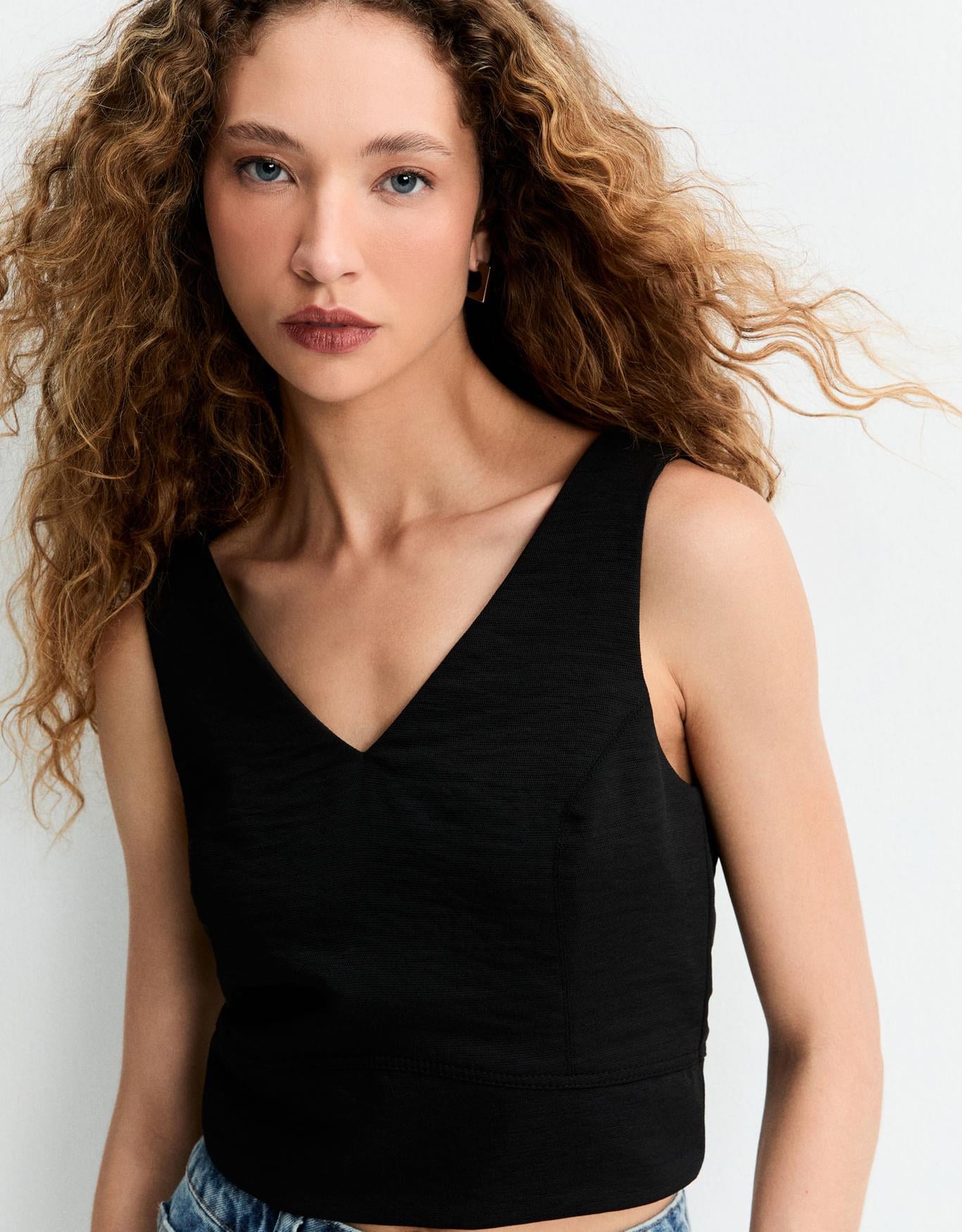 Blusa Cropped Recortes