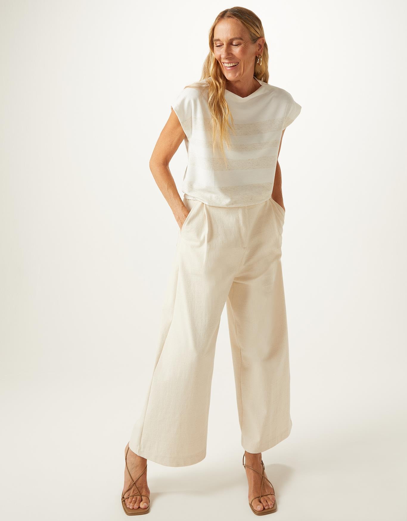 image_c1ca13d9-57bf-43eb-b823-f207f9f1d1ea