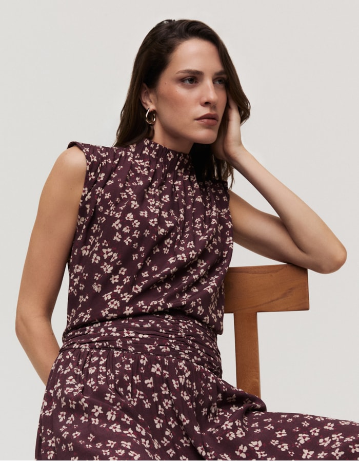 Shoulder — Blusa Floral Amora