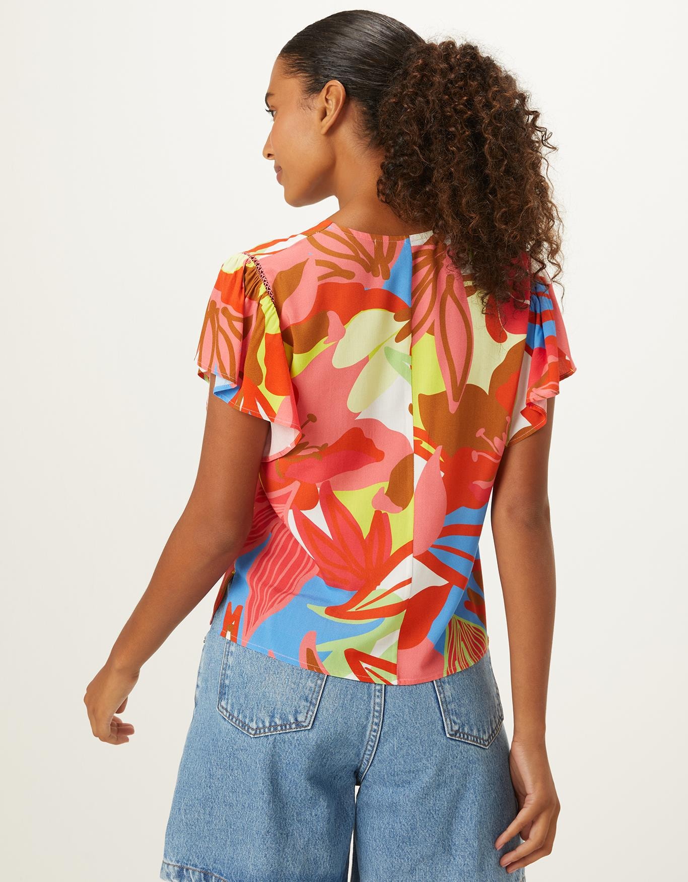 image_9bc8b8e6-f434-4c5f-8794-92c36dd3aa16