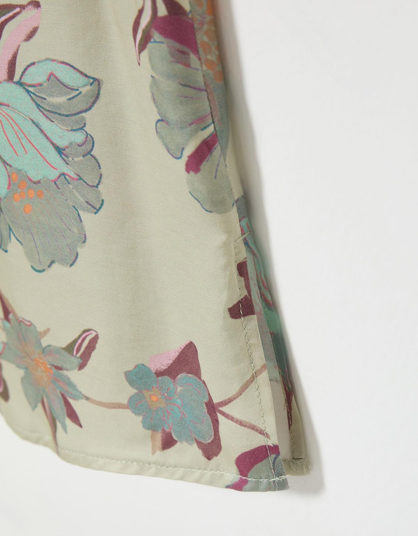 image_e03f990e-0168-4681-8c74-dfa9eff01558