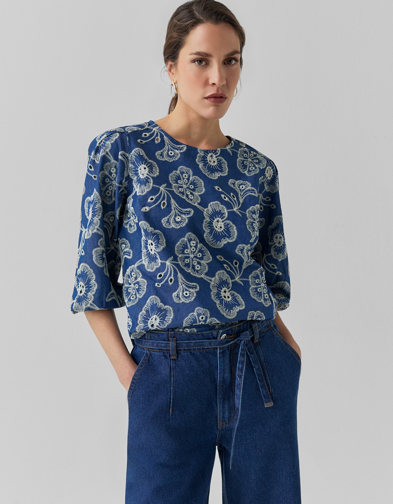 Blusa Floral Navy