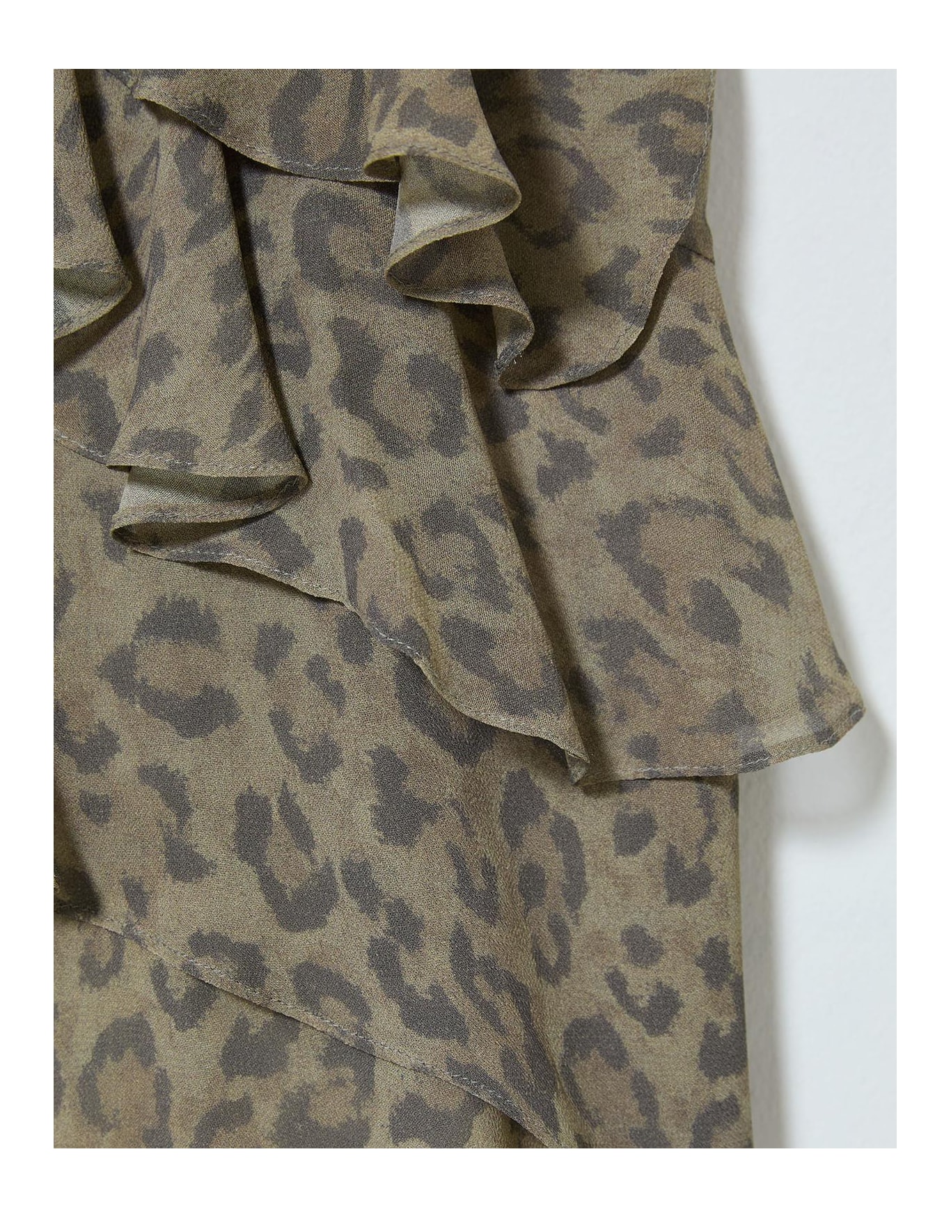 image_fc988d32-ae9e-4ed1-bdb6-cb9e9261180d