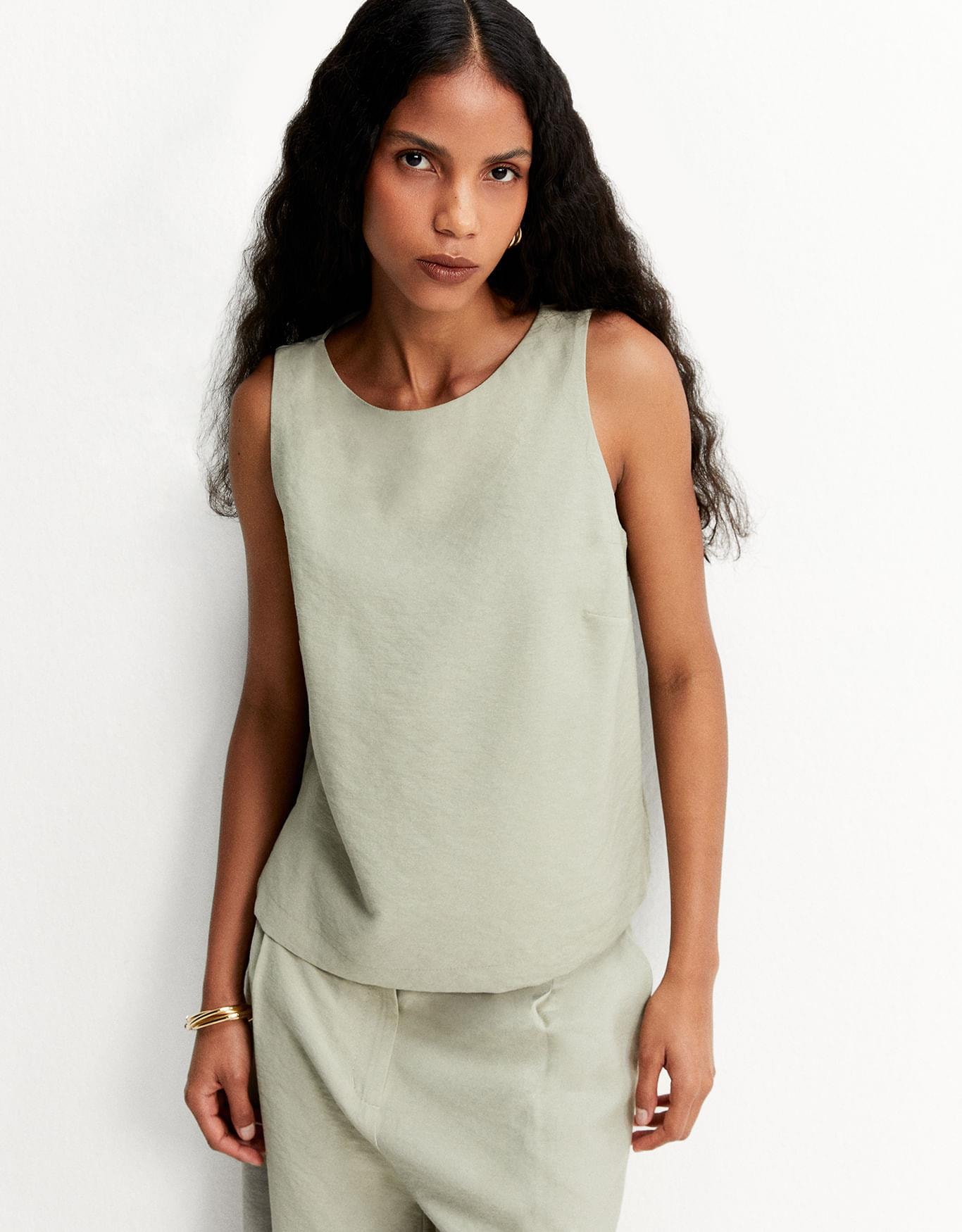 image_e9c5f652-8328-44a6-839b-2b3c37b7e8e2