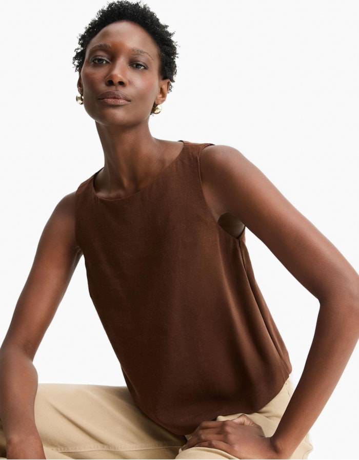 Shoulder — Blusa Fortaleza Chocolate
