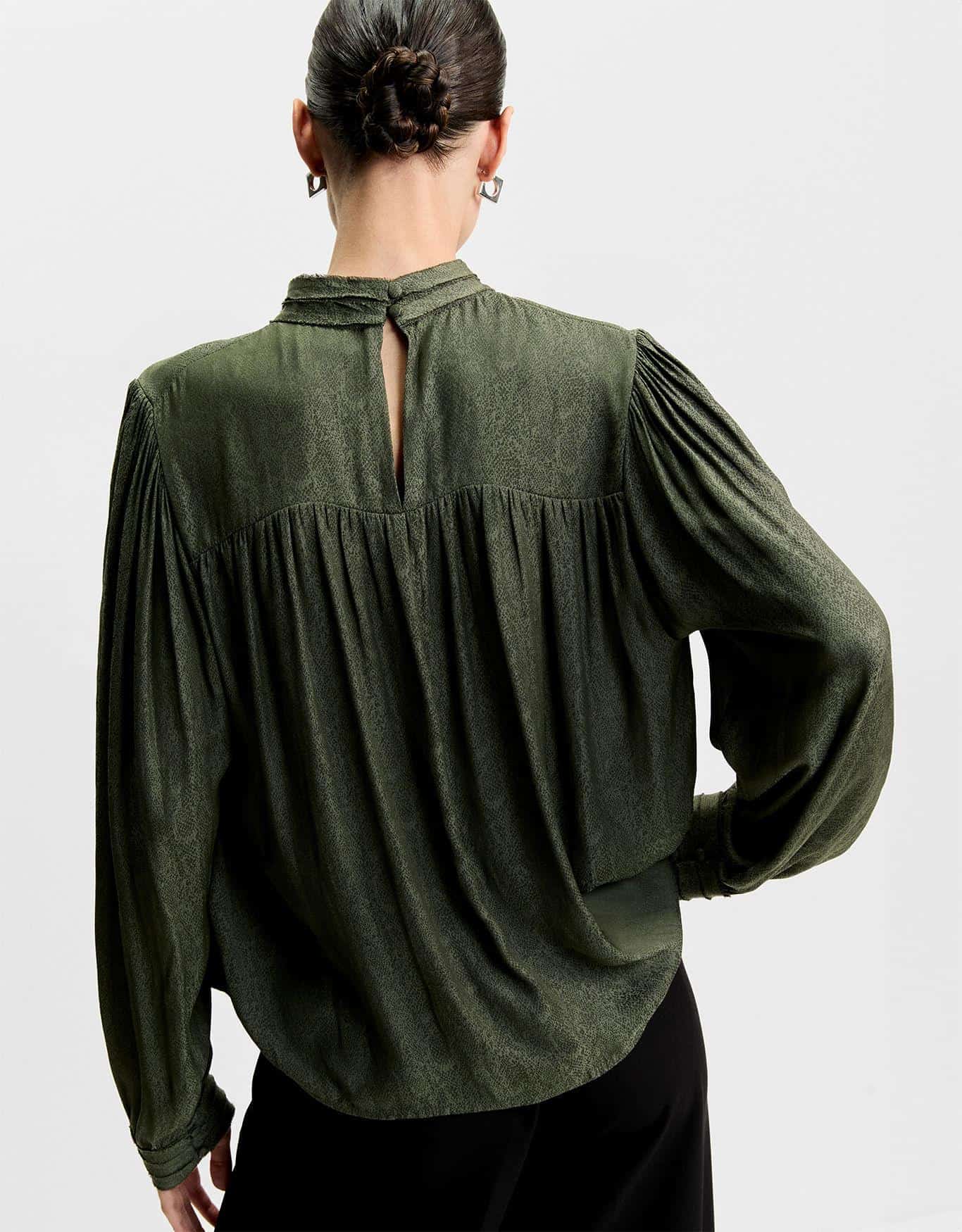 Blusa Franzido Manga Longa