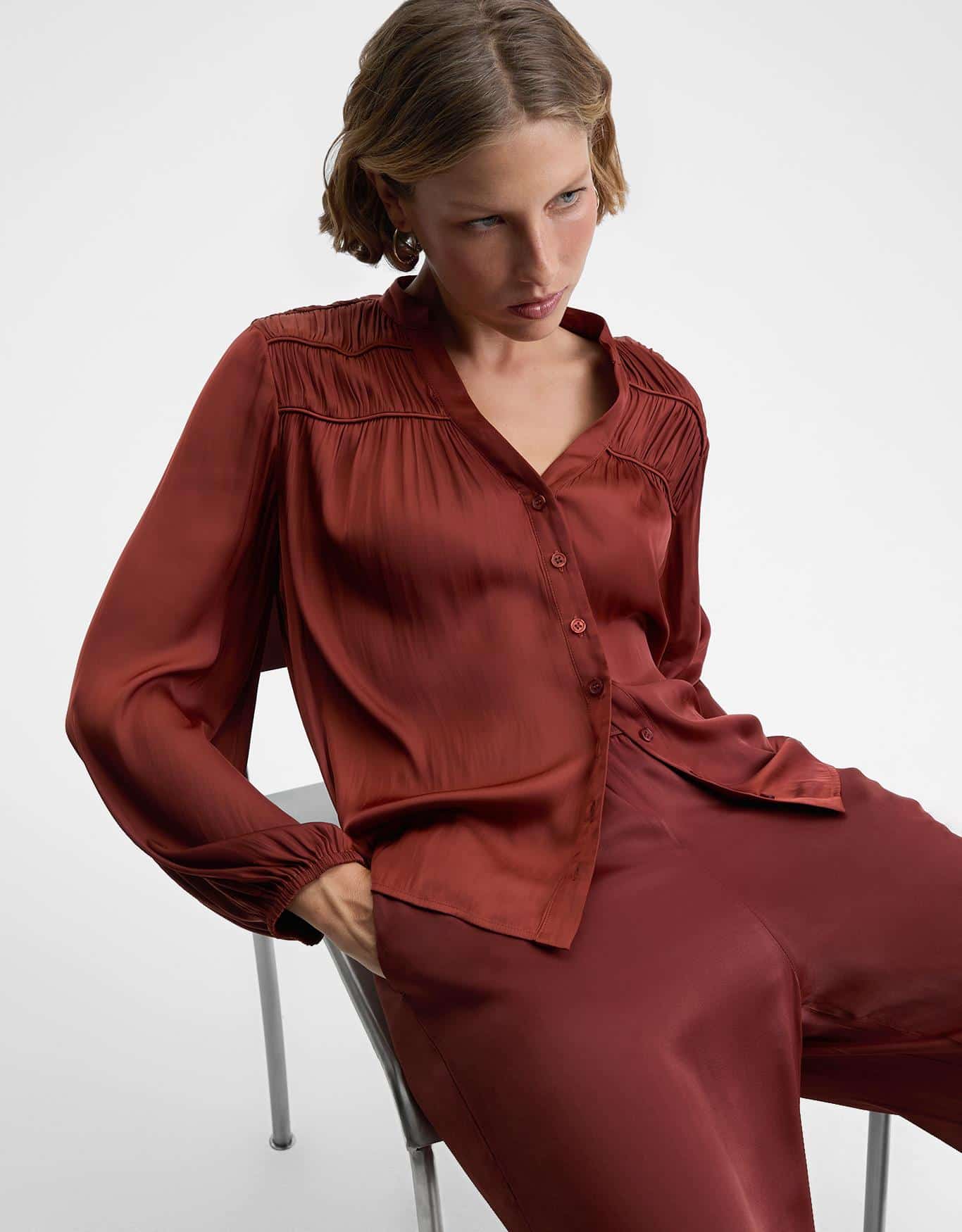 Blusa Franzidos Acetinada