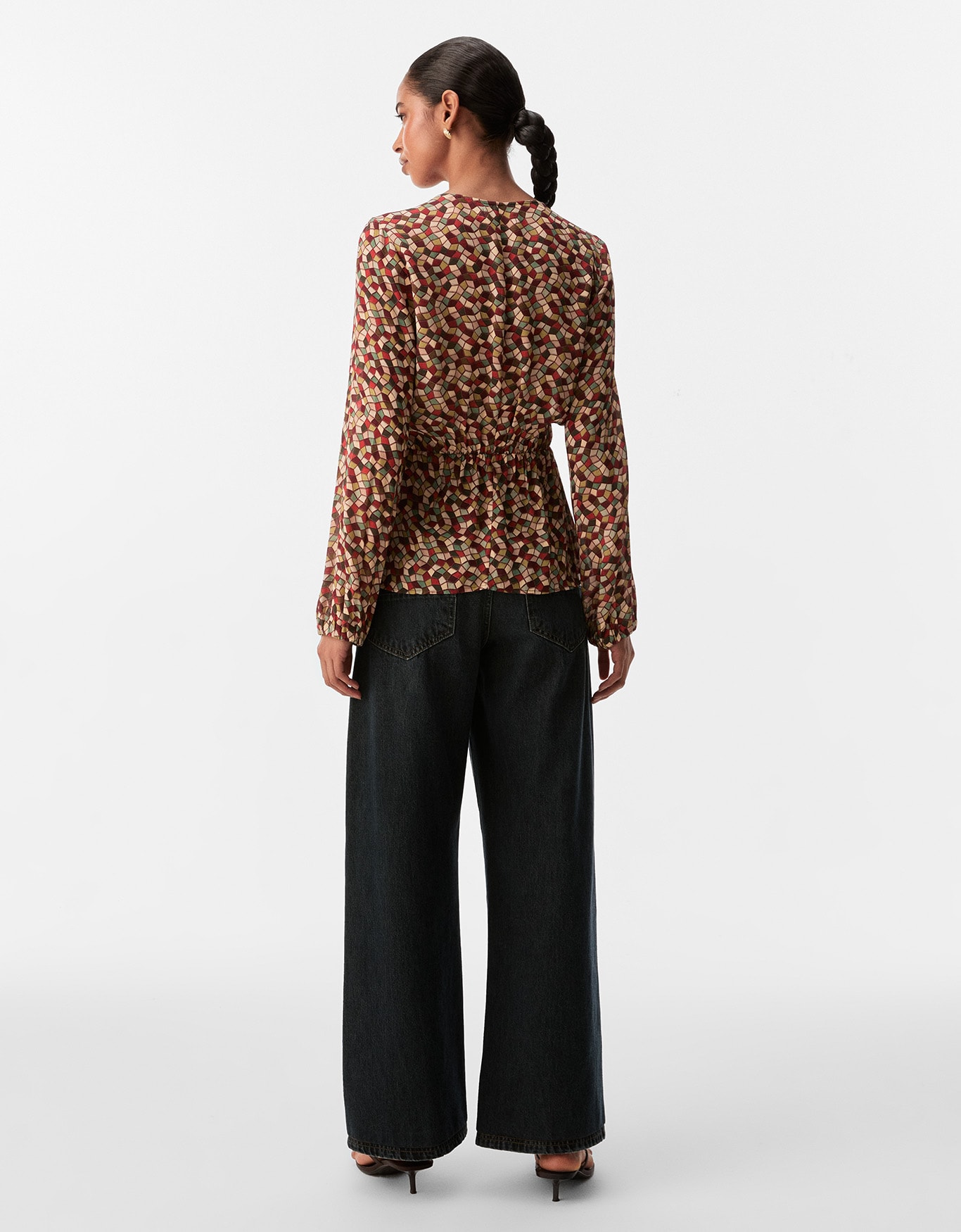 image_b10a9eed-b8bf-42c8-80b1-dbe9ced72281