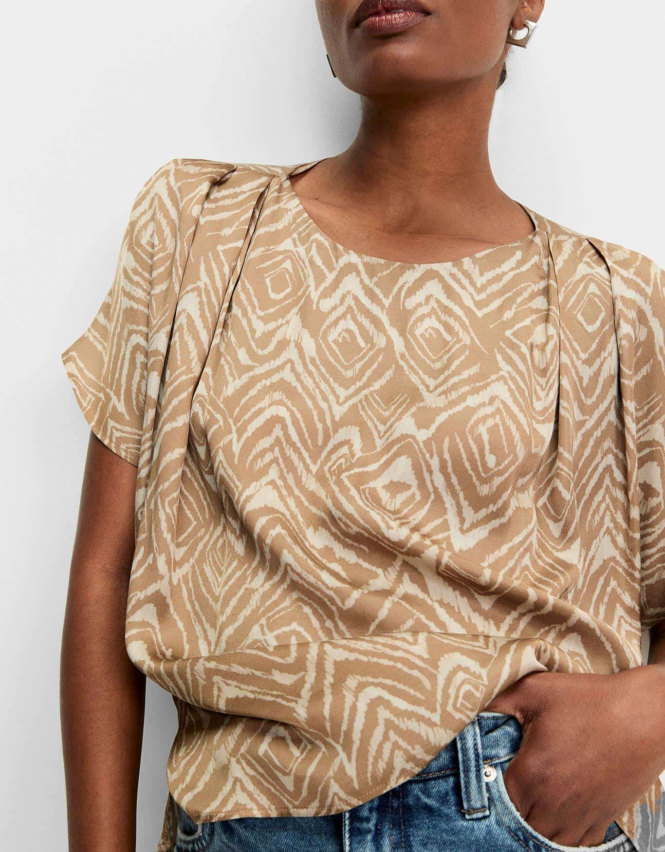 Blusa Geométrico Camel