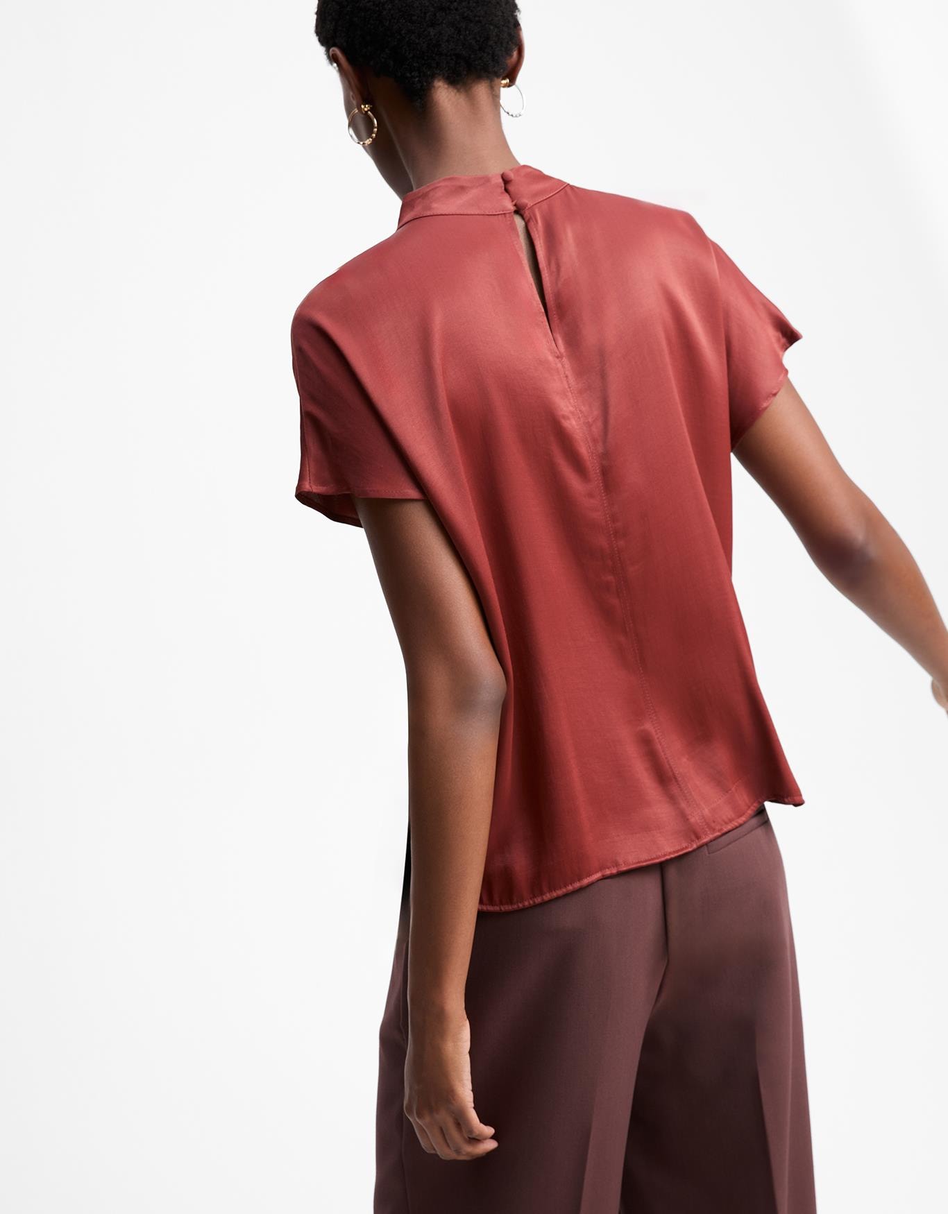 image_ea5f5c8d-a560-4e65-a00f-7011a59a2fd3