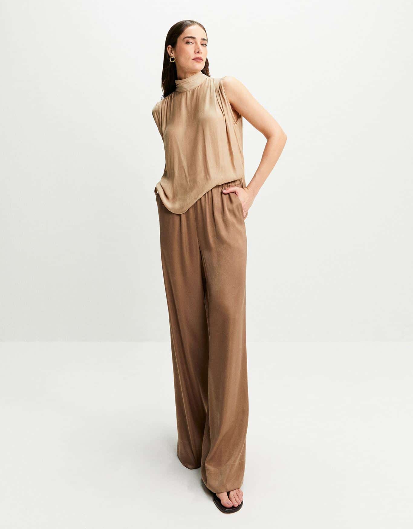 Blusa Gola Alta Franzida