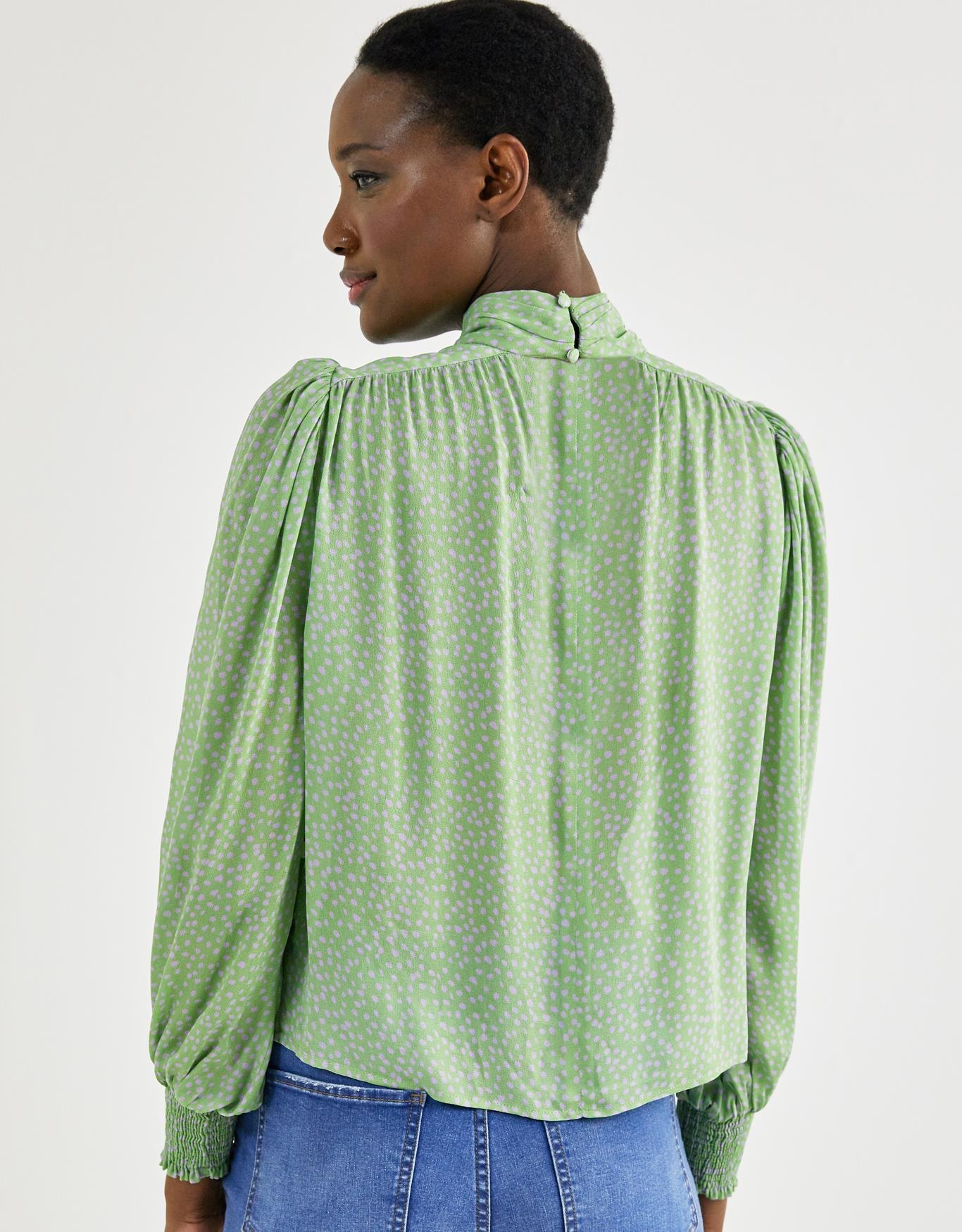 image_70f1aadd-0ee4-44da-9cf7-1389d8b22199