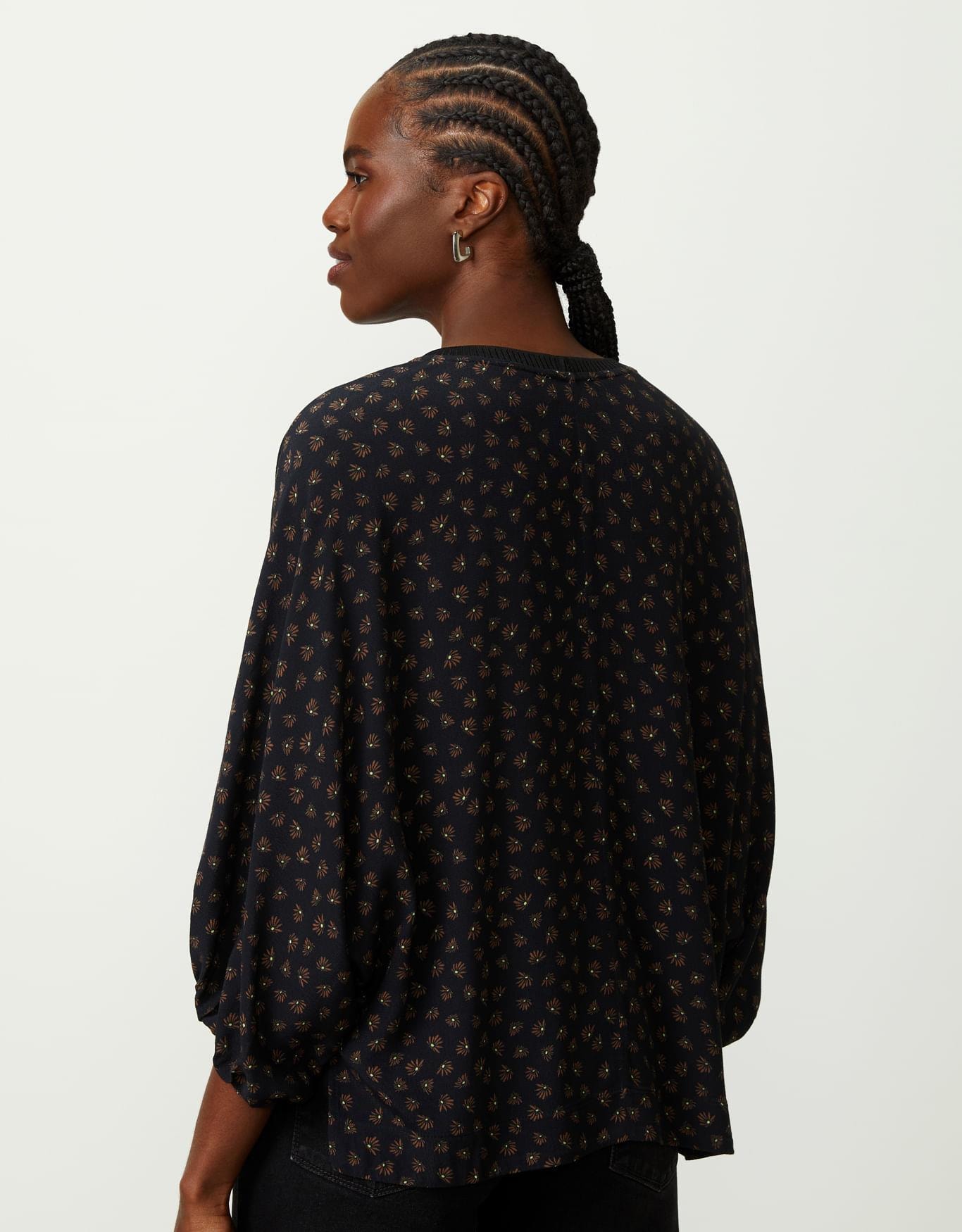 image_c7f58899-13d1-45bc-97e2-ef490e9fb1e5