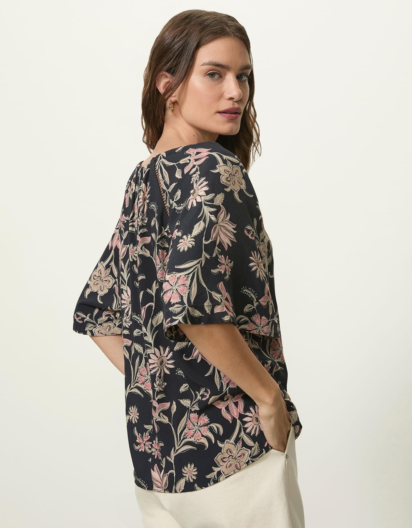 image_3a9c4d24-e1a4-498d-920c-8b18ca5d5730