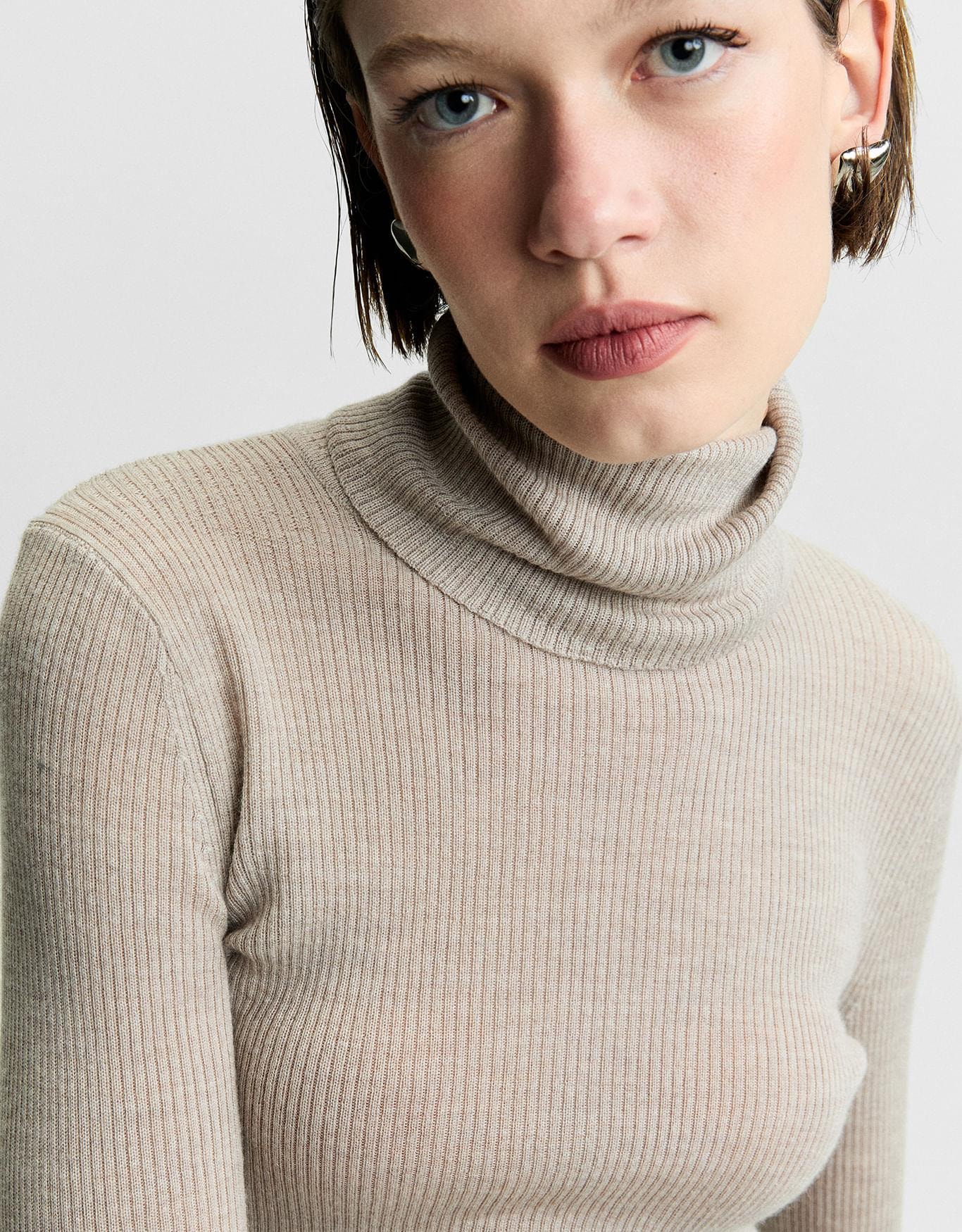 Blusa Lã Tricot Gola Alta Khaki