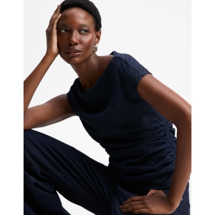 Blusa Malha Assimetrica Texturizada